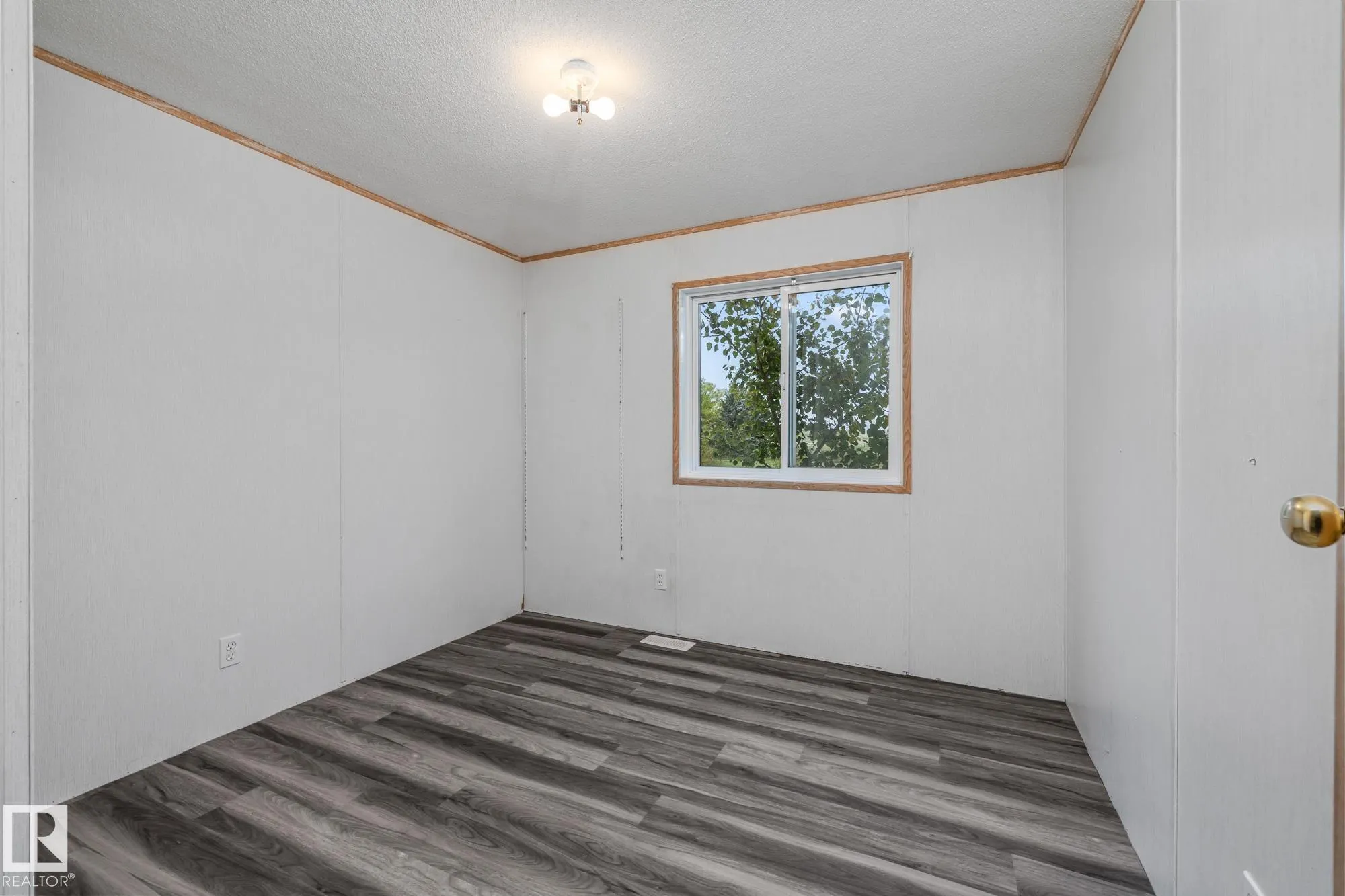 57417 RGE ROAD 251