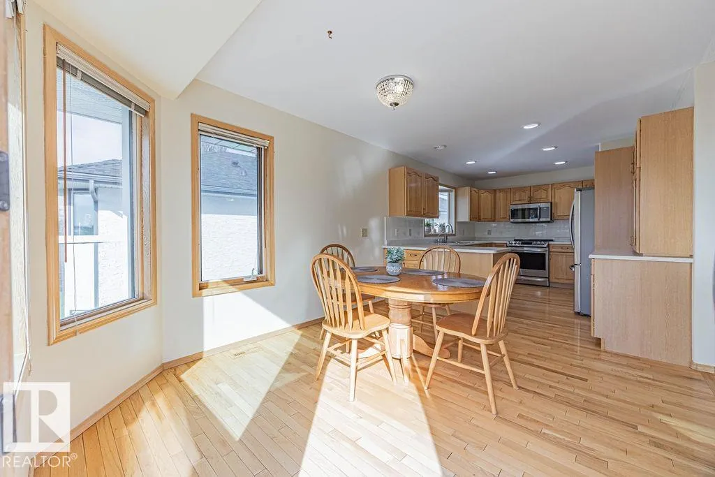547 TWIN BROOKS Bay