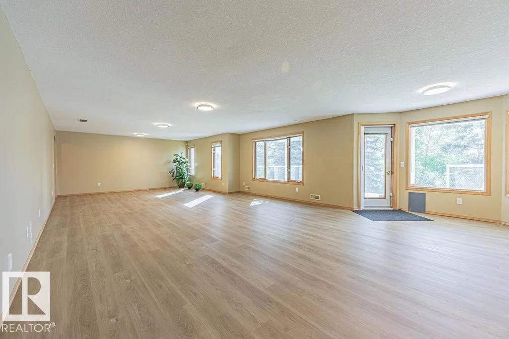 547 TWIN BROOKS Bay