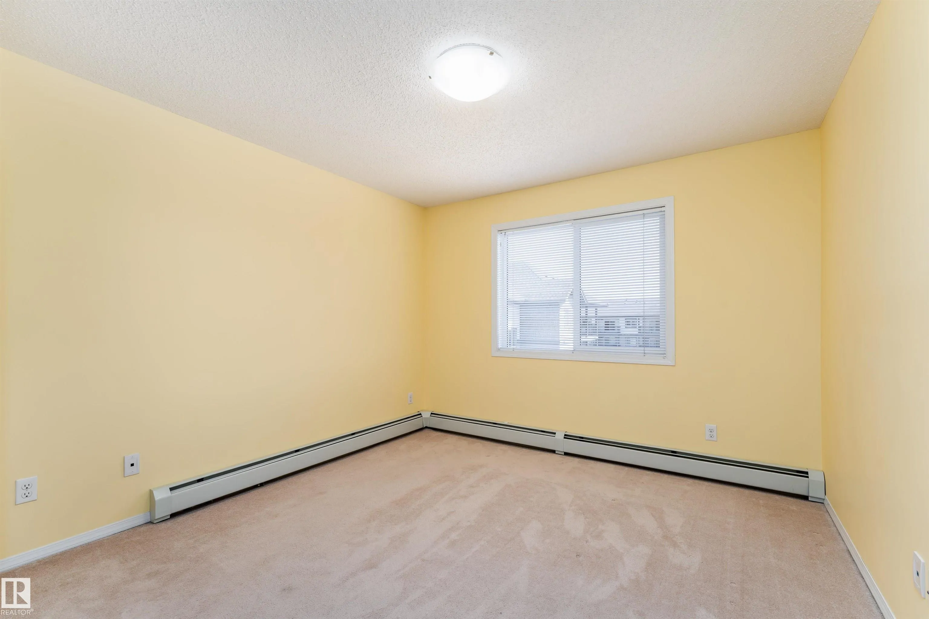 301 CLAREVIEW STATION Drive