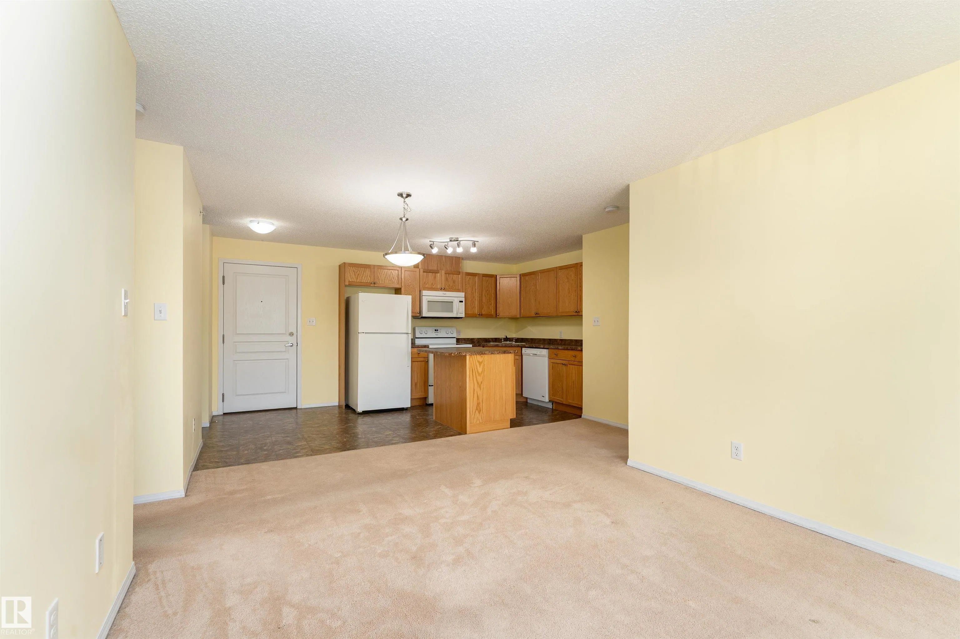 301 CLAREVIEW STATION Drive