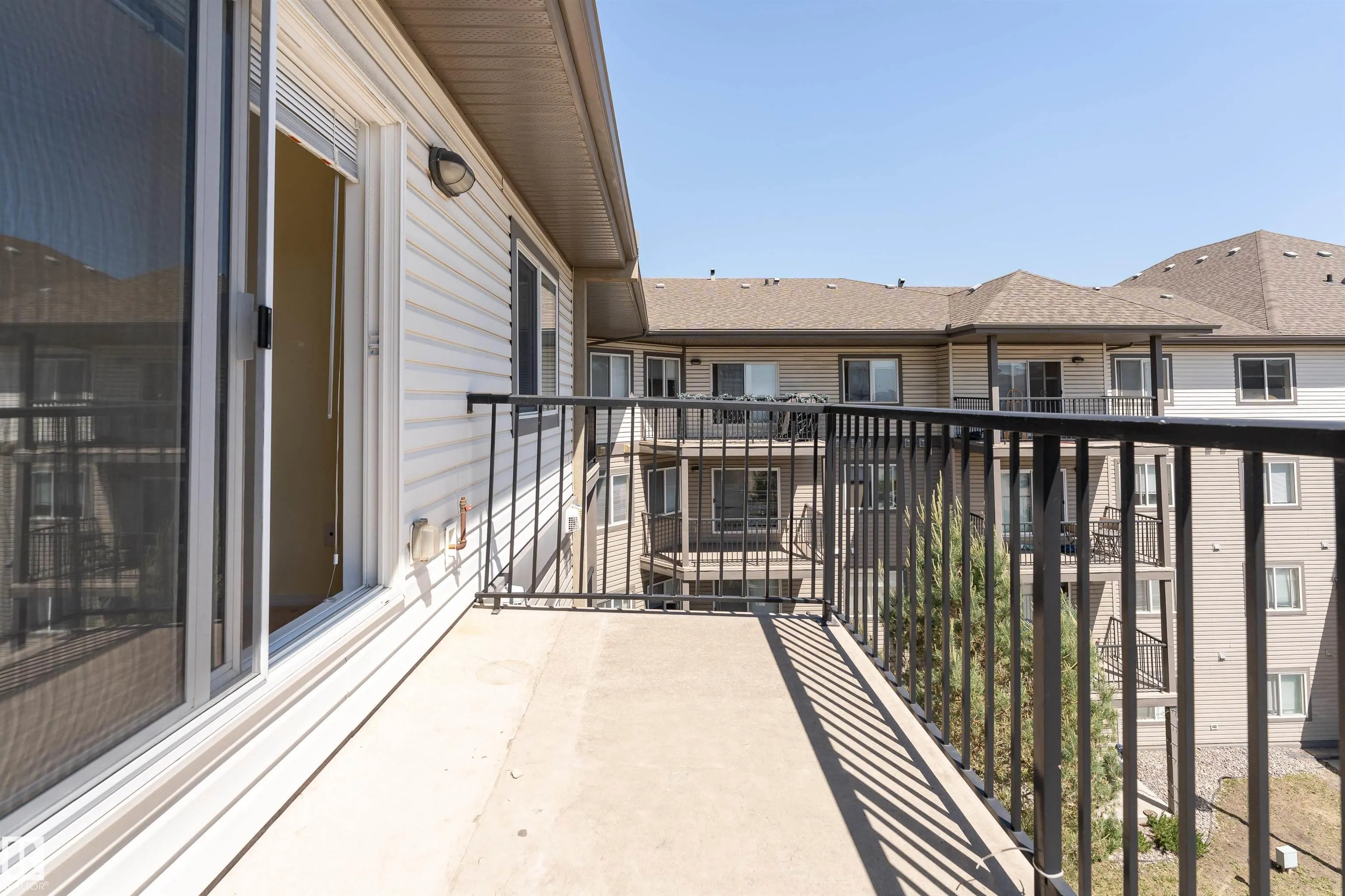 301 CLAREVIEW STATION Drive