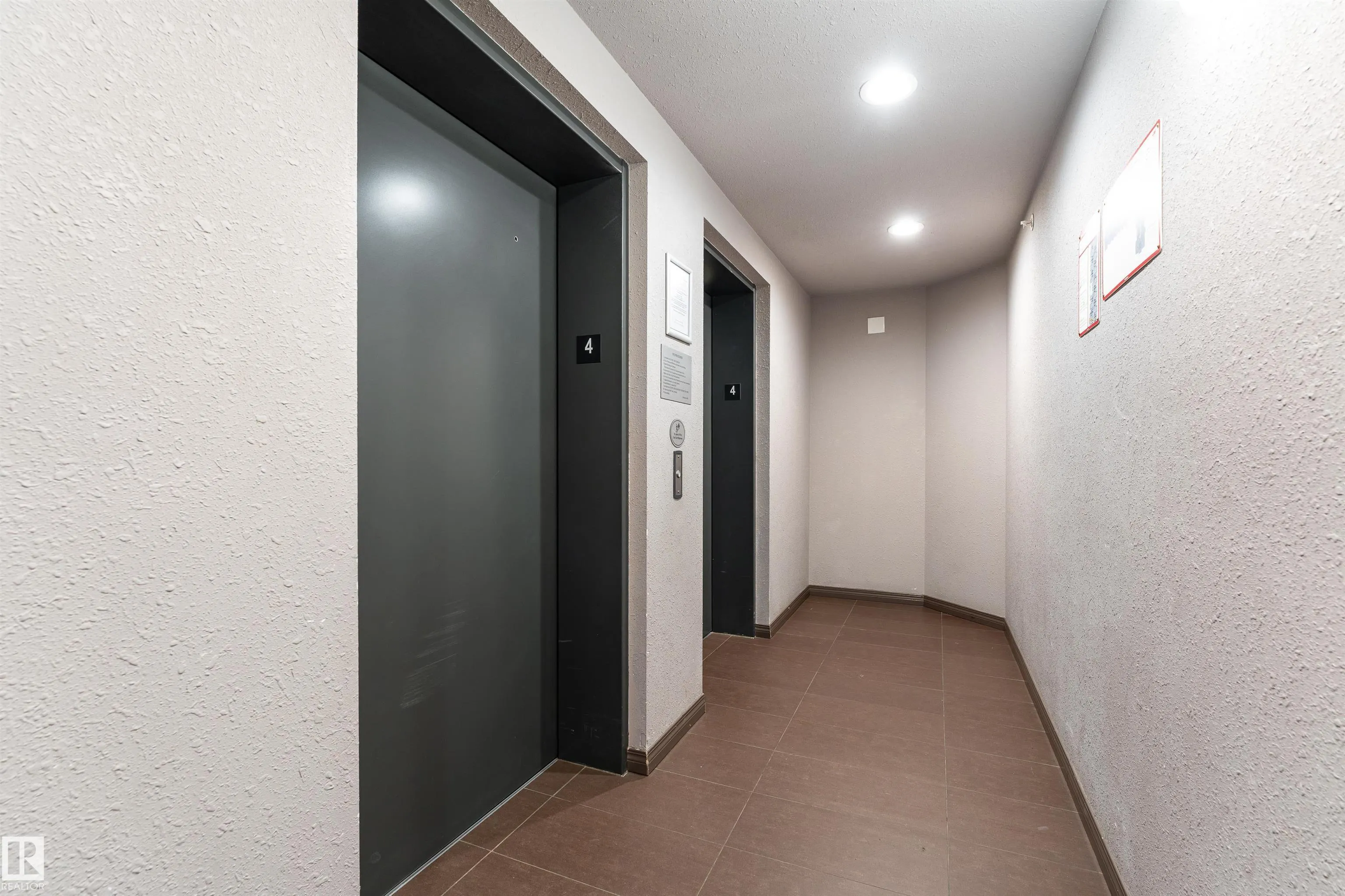 301 CLAREVIEW STATION Drive