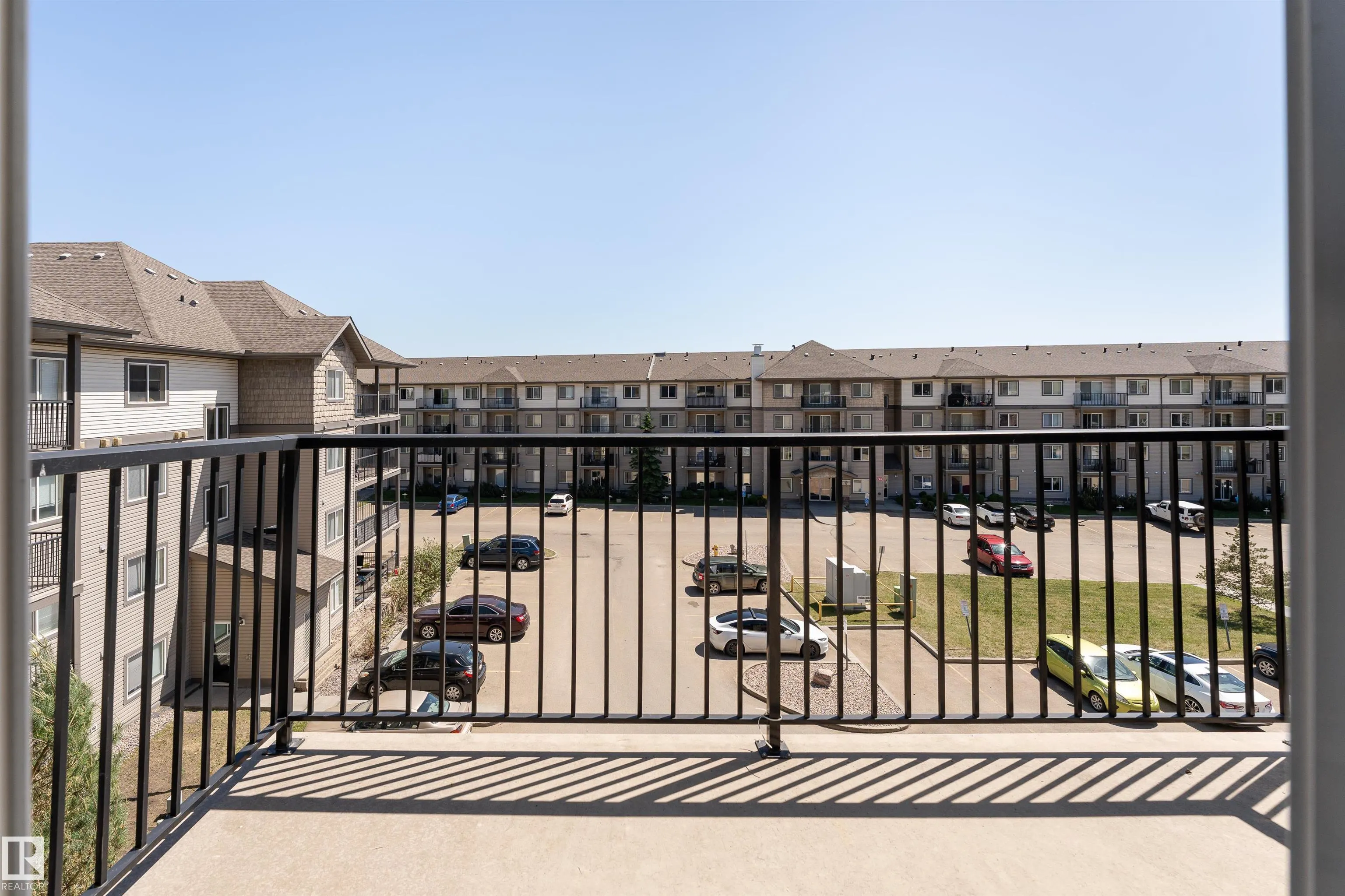 301 CLAREVIEW STATION Drive