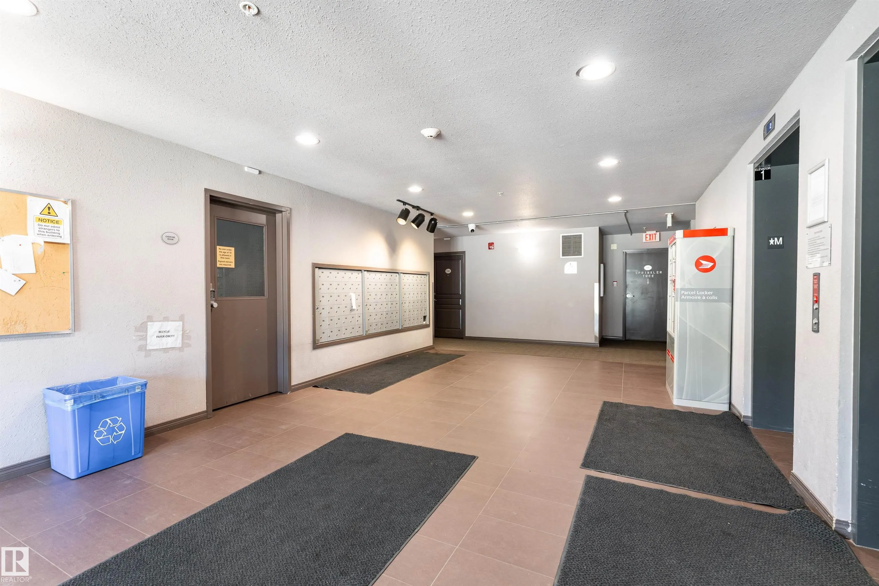 301 CLAREVIEW STATION Drive