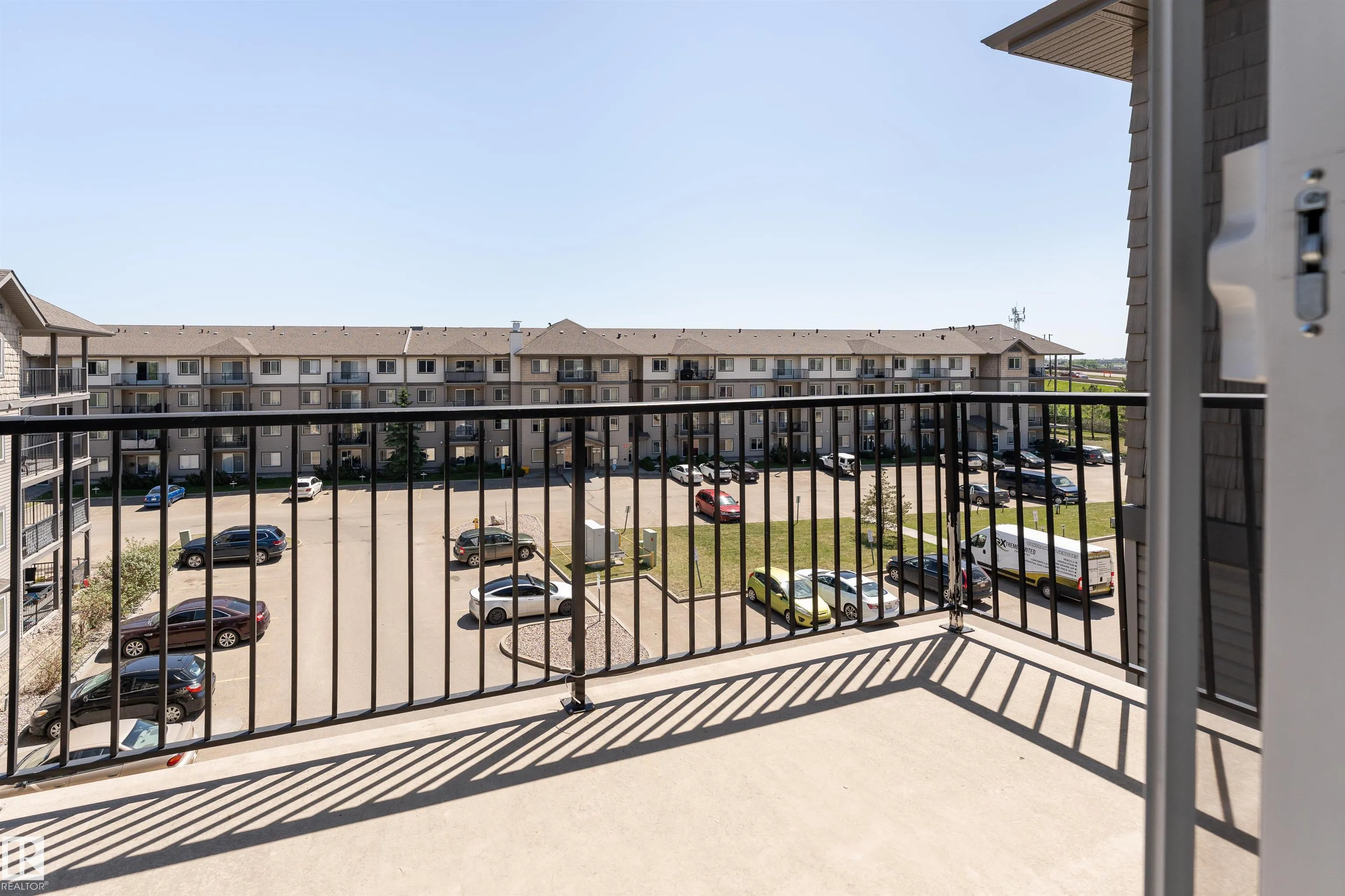 301 CLAREVIEW STATION Drive