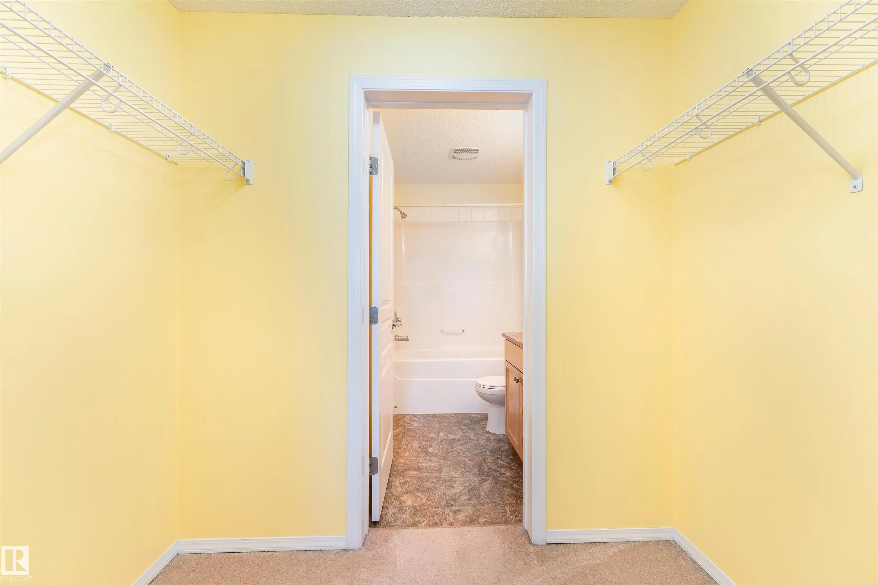 301 CLAREVIEW STATION Drive