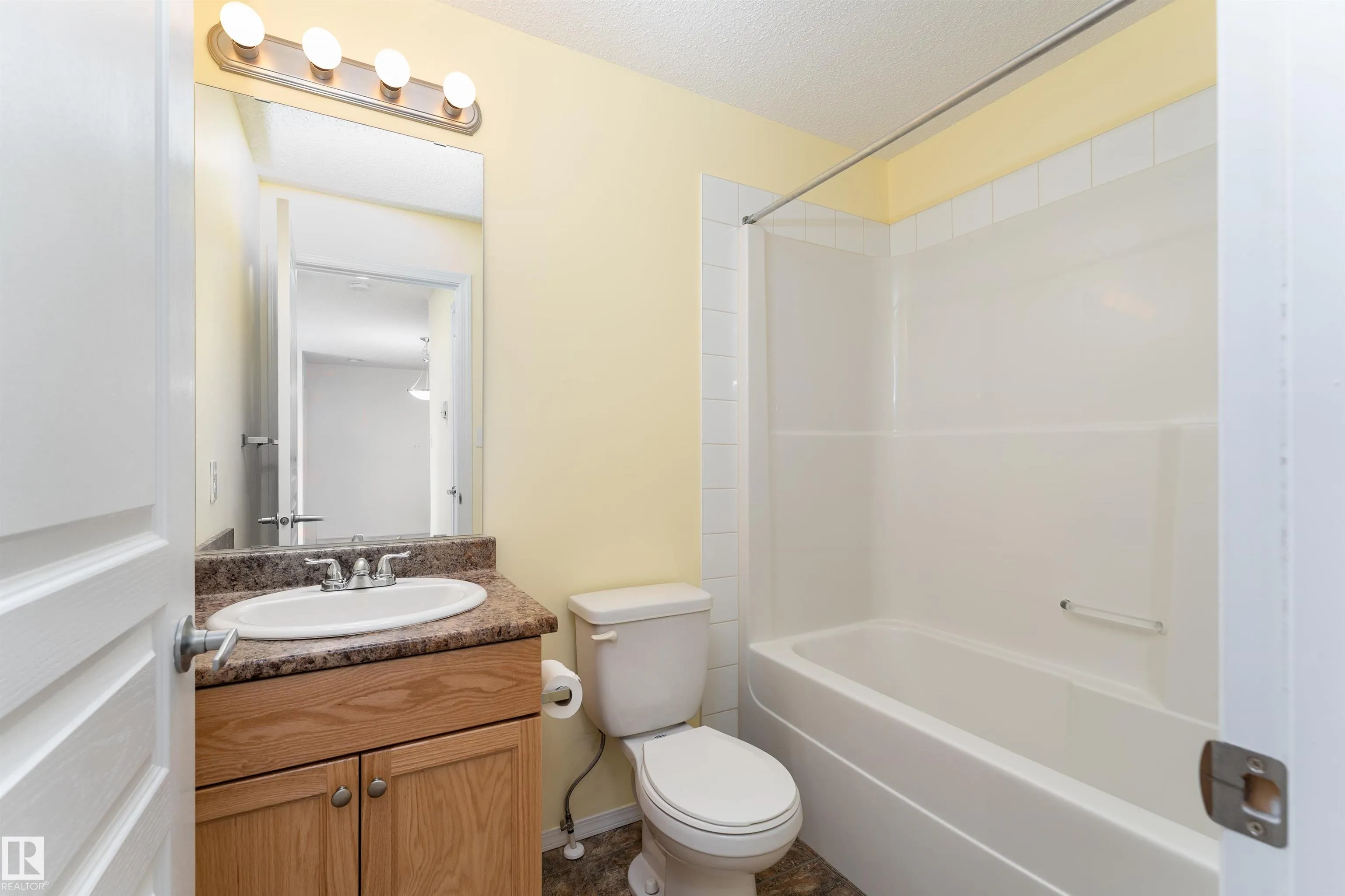 301 CLAREVIEW STATION Drive