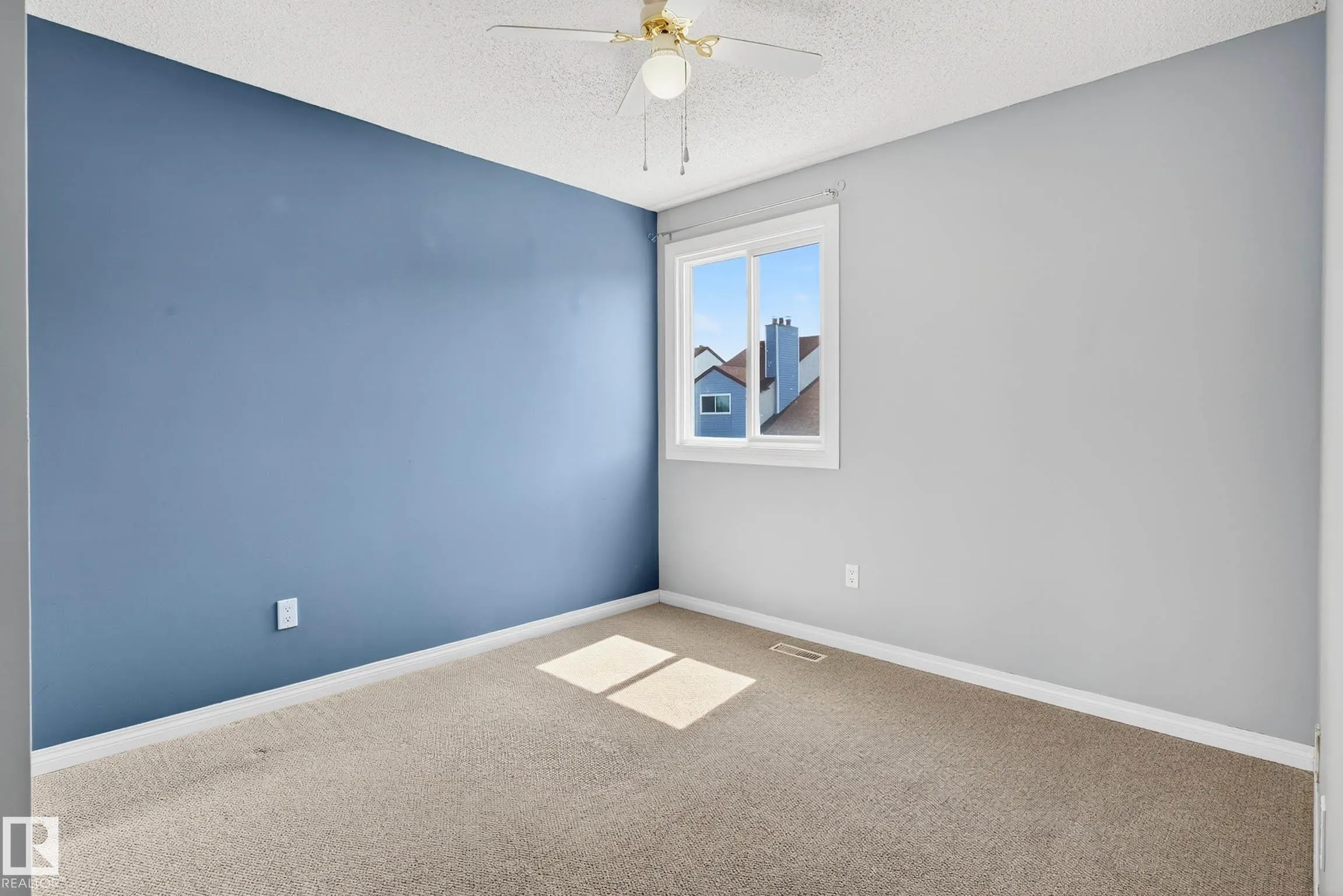 37 LANCASTER Terrace