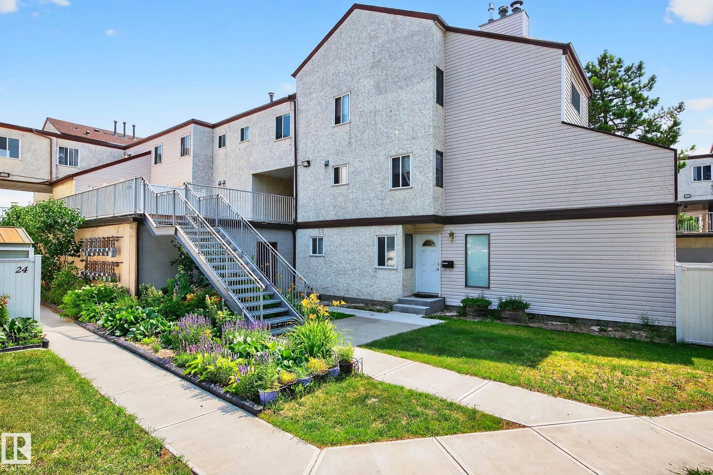 37 LANCASTER Terrace