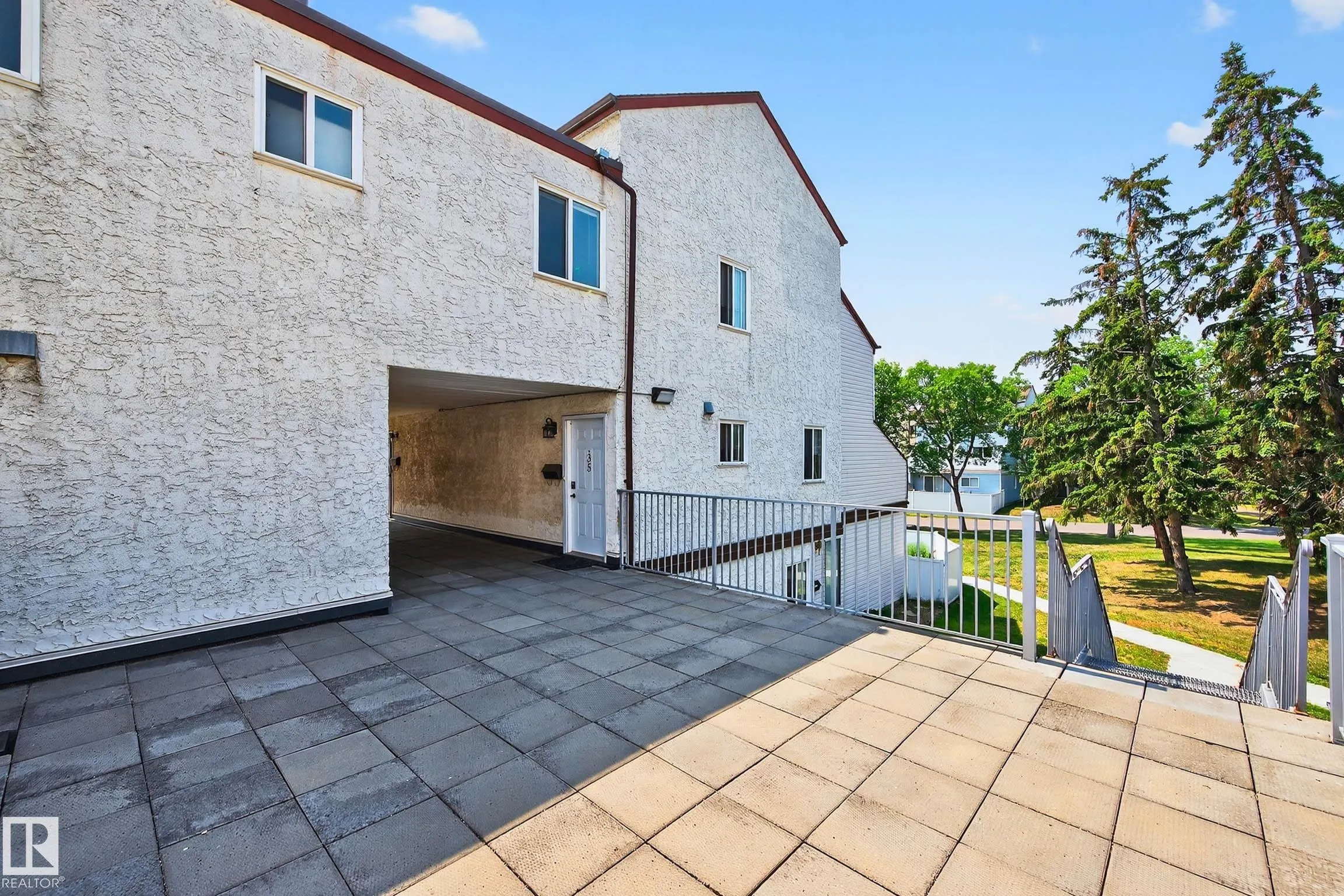 37 LANCASTER Terrace