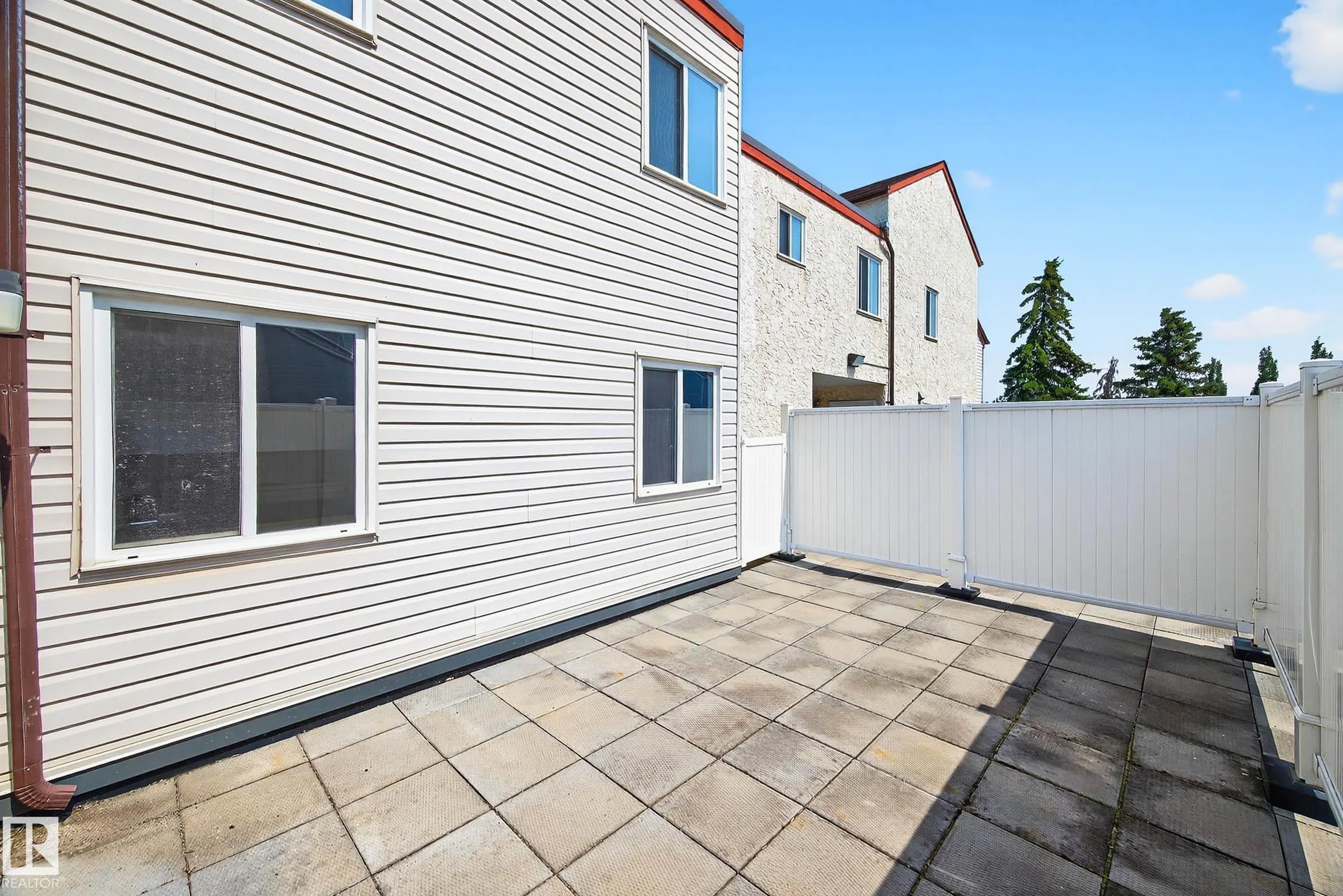 37 LANCASTER Terrace