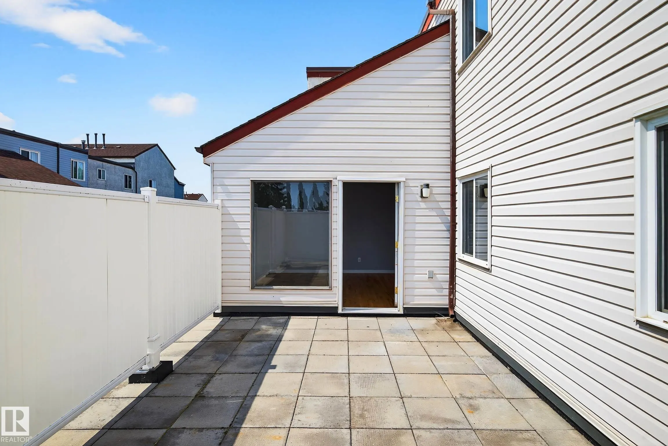 37 LANCASTER Terrace