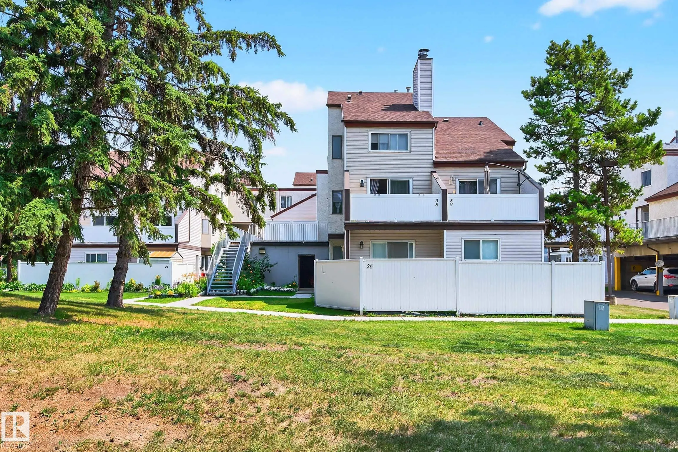 37 LANCASTER Terrace