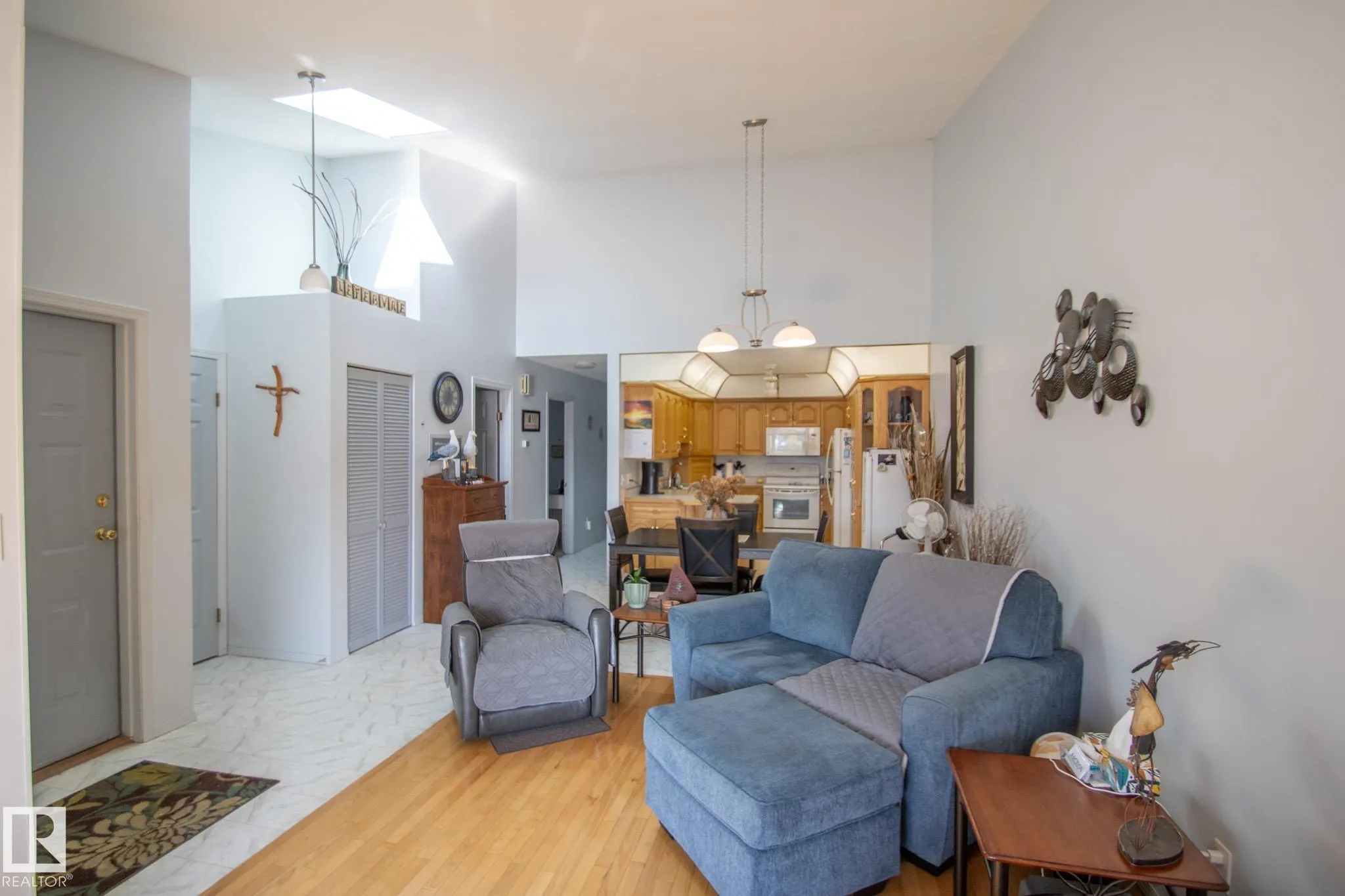 4828 49 Ave