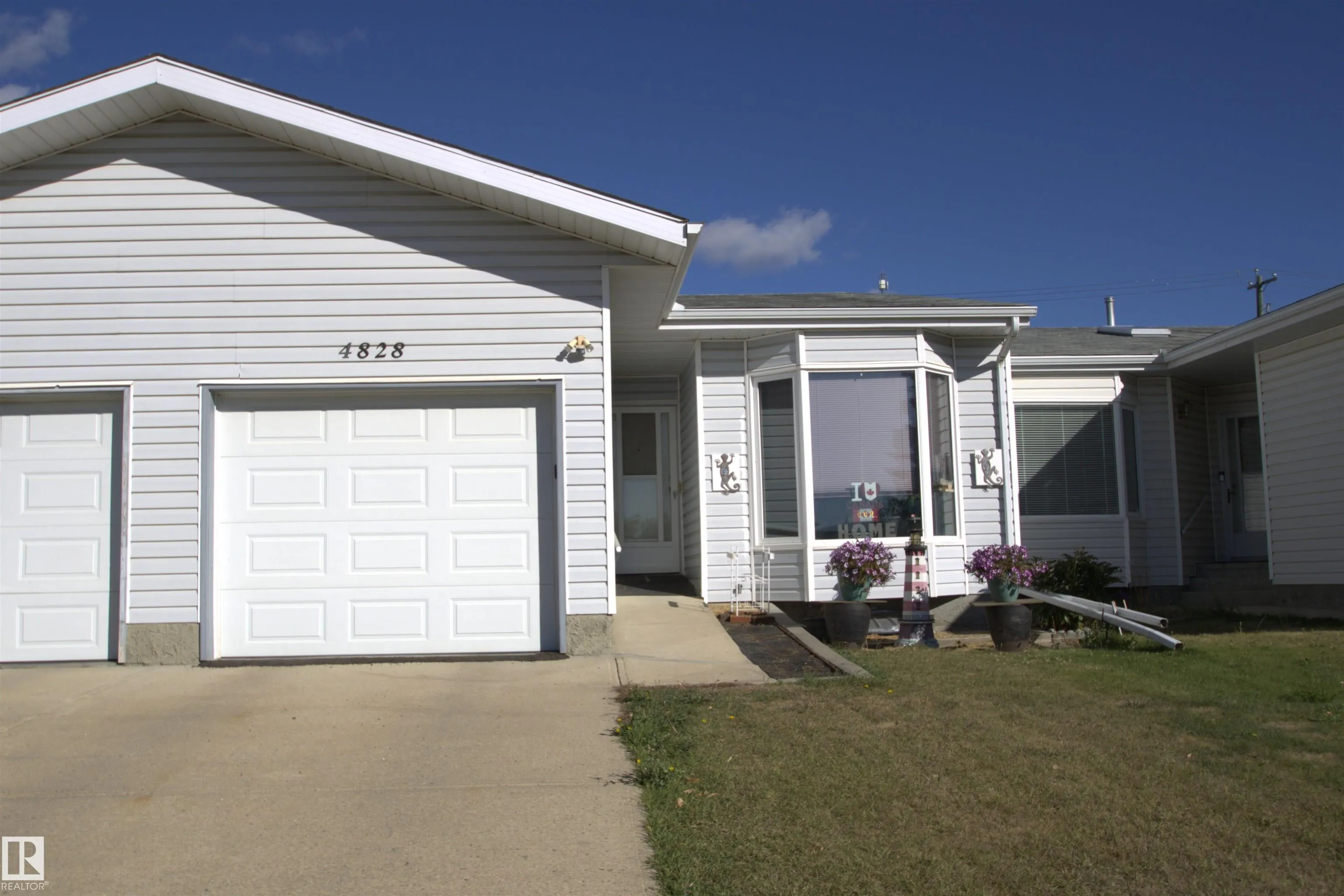 4828 49 Ave