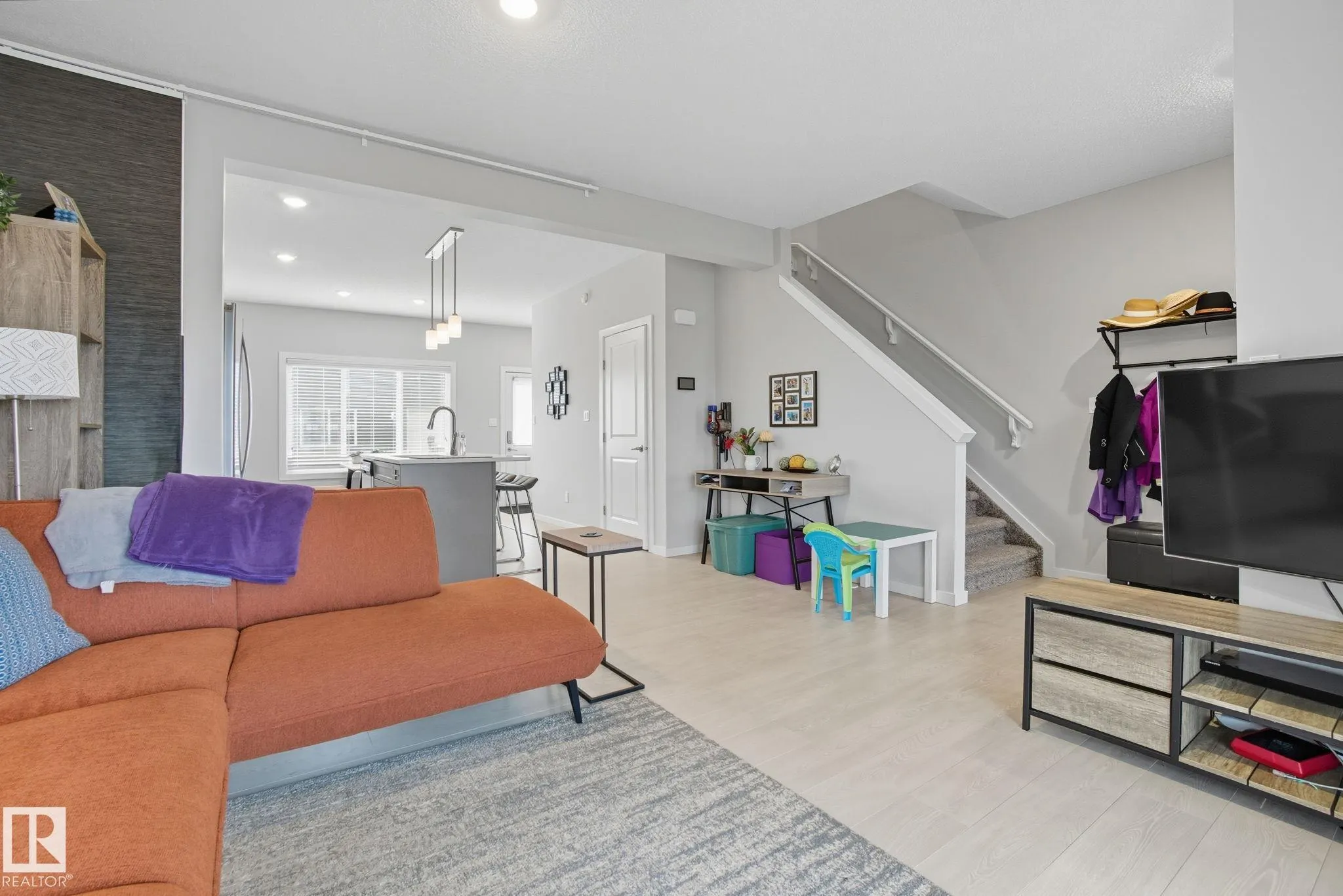 1700 GRAYDON HILL LINK Link