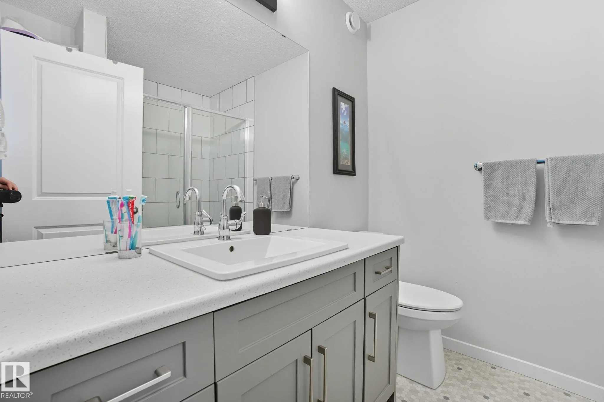 1700 GRAYDON HILL LINK Link
