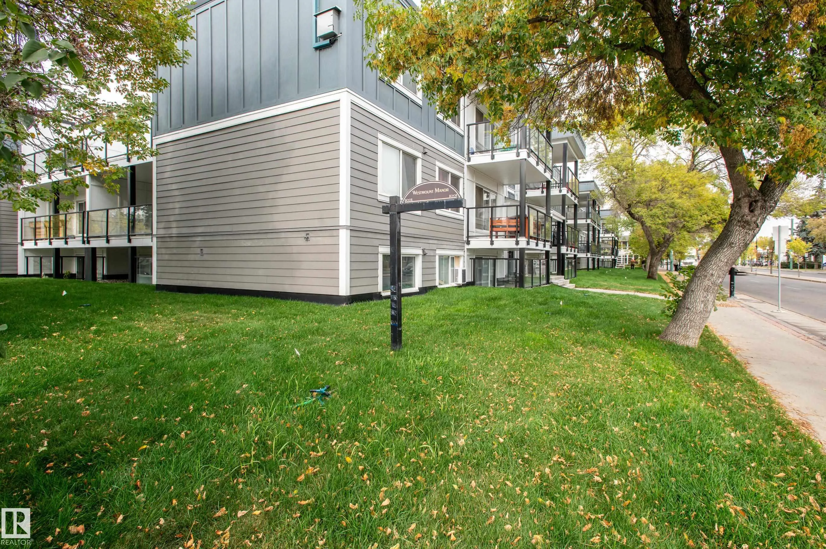 11010 124 Street