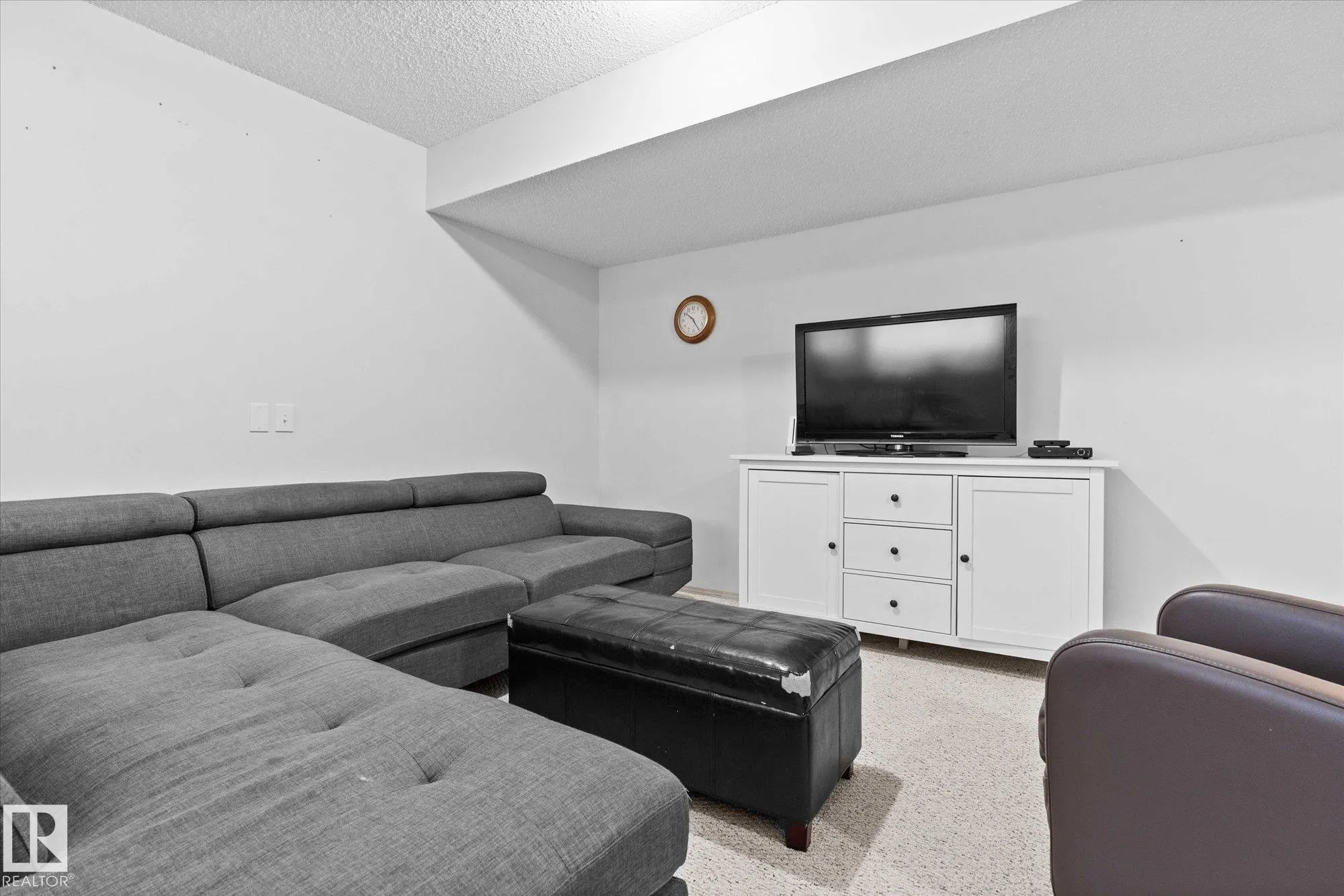178 LAKELAND Drive