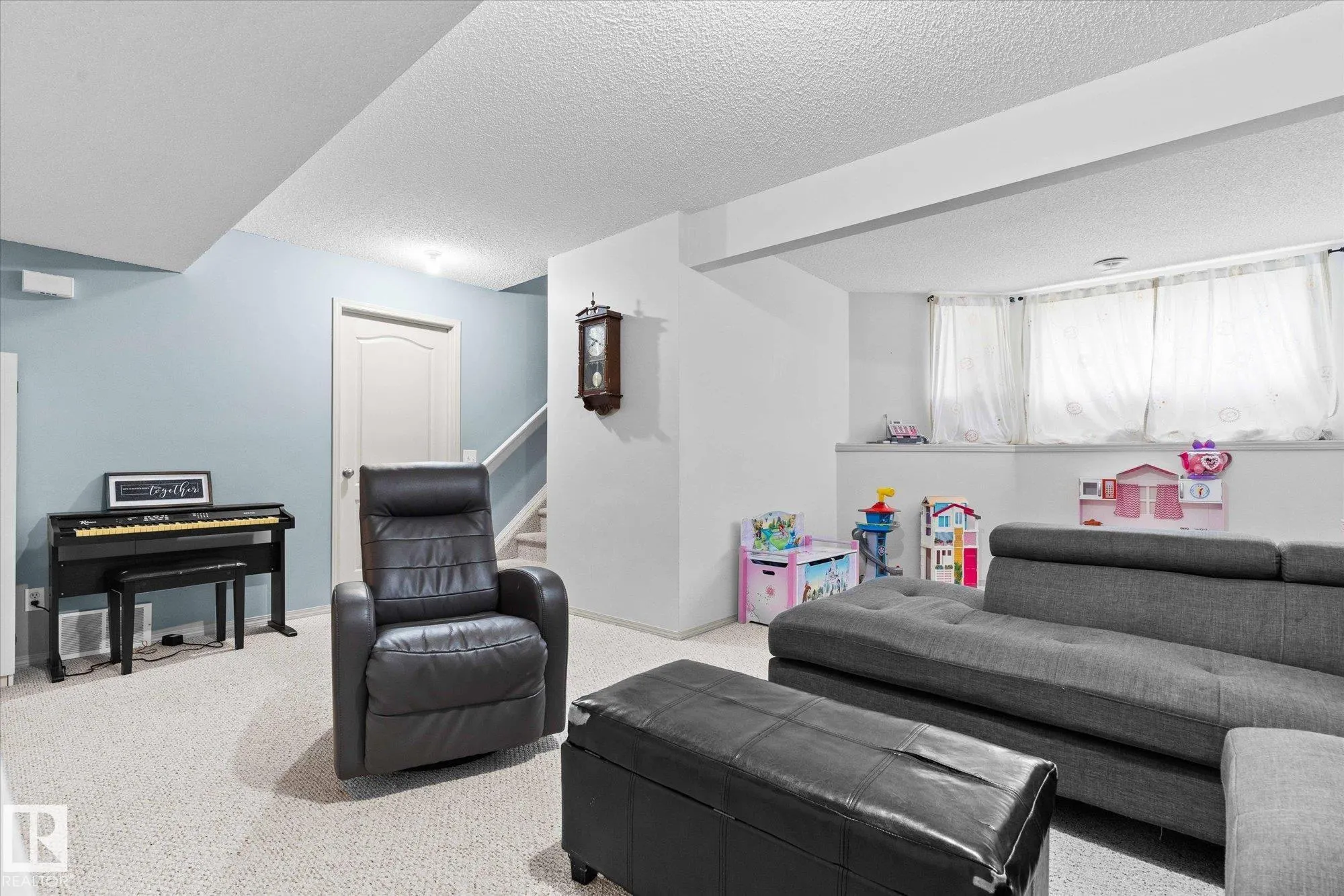 178 LAKELAND Drive