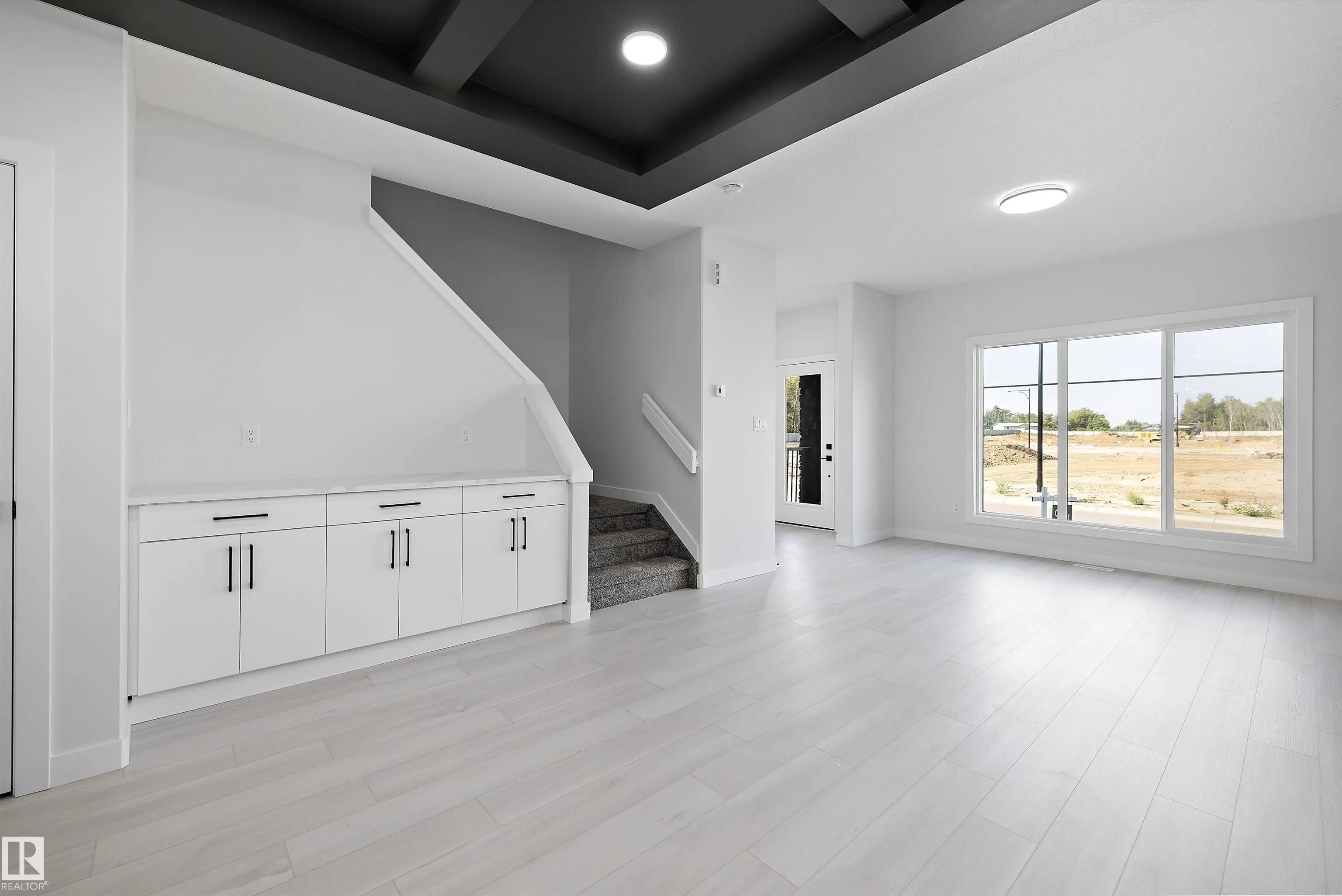 2107 CROSSBILL Lane