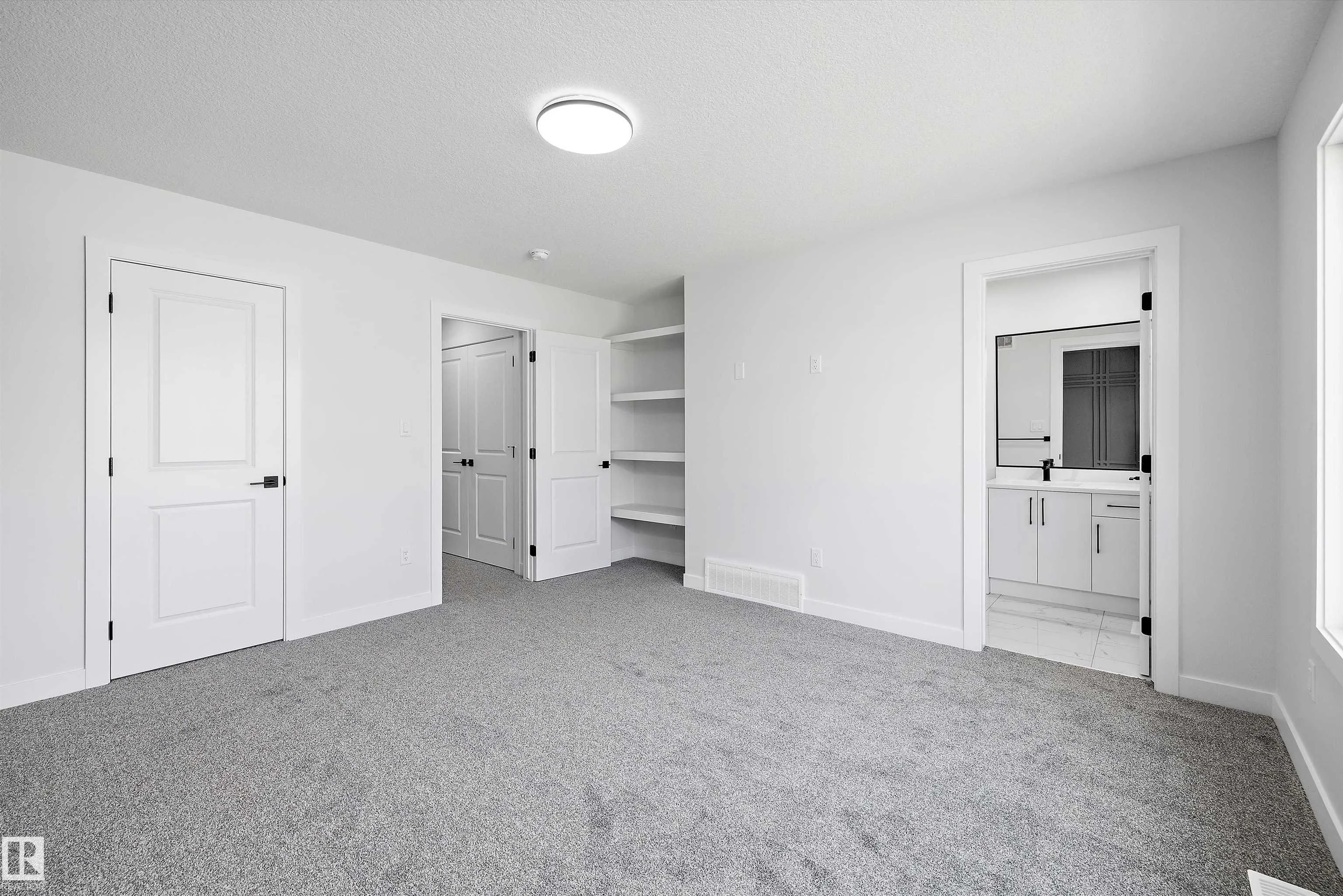 2107 CROSSBILL Lane