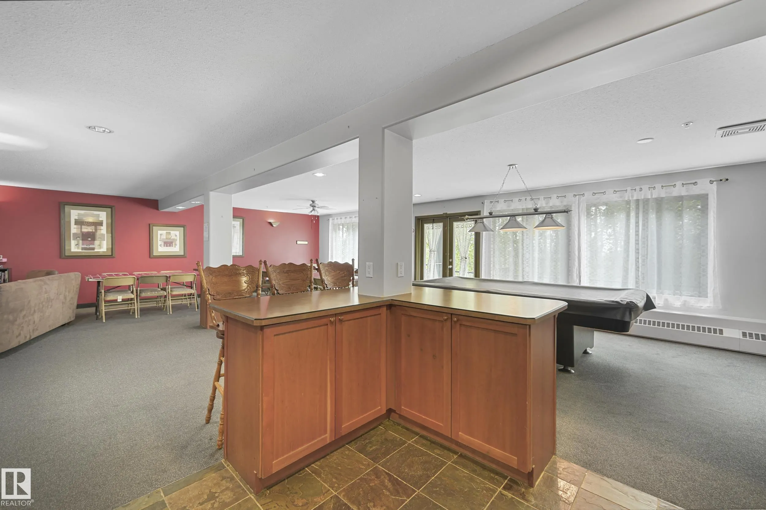 592 HOOKE Road