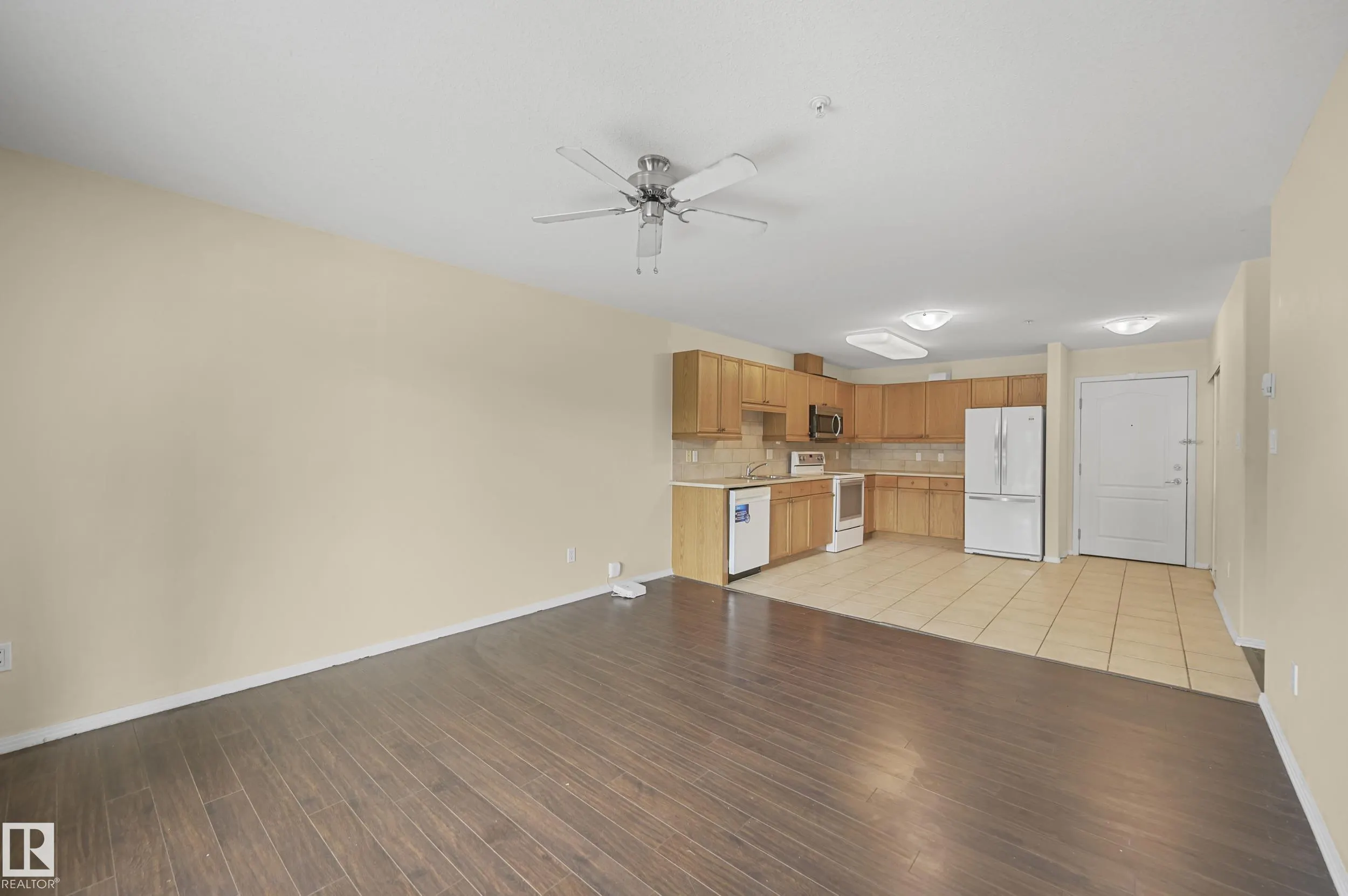 592 HOOKE Road