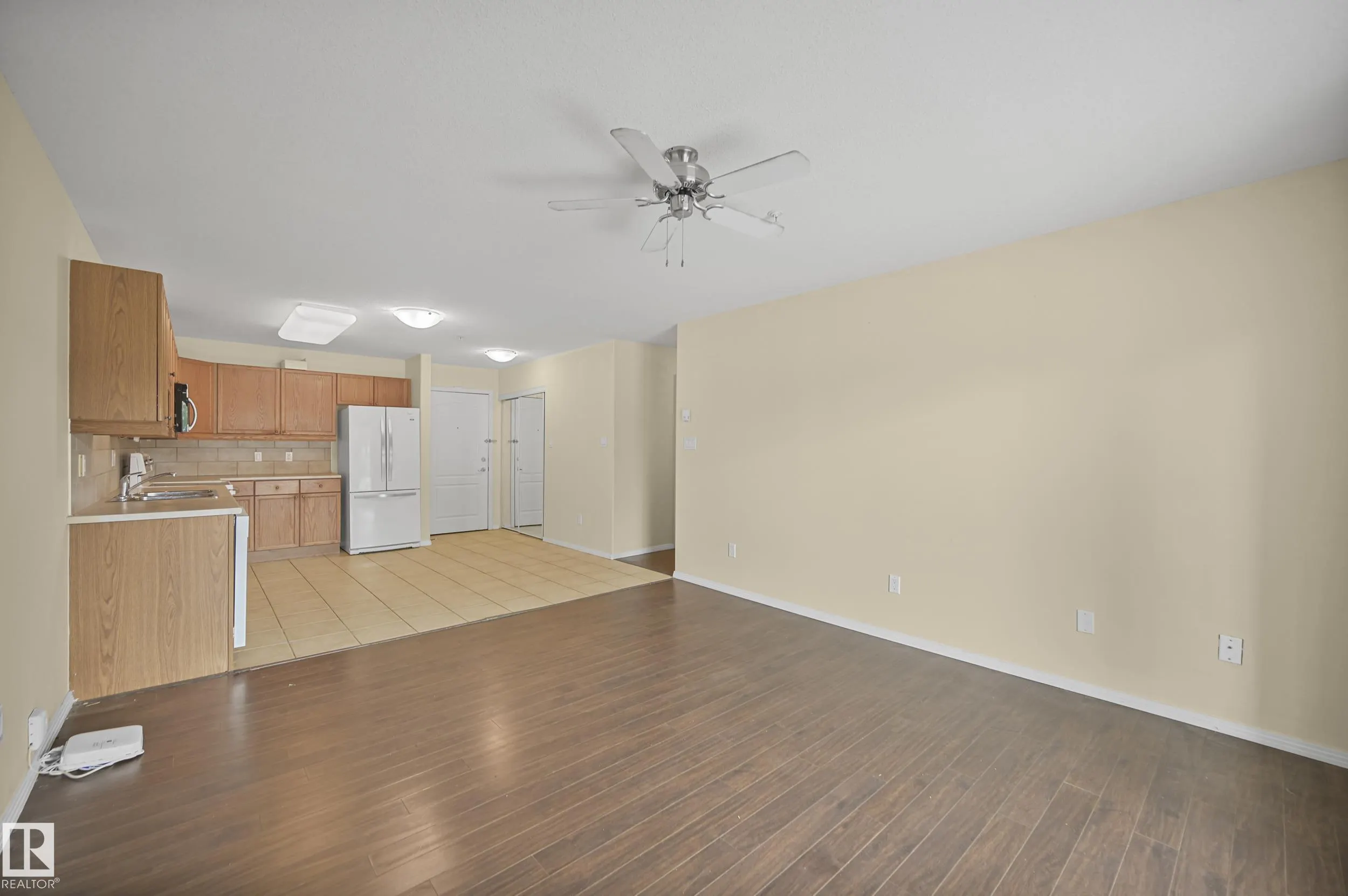592 HOOKE Road