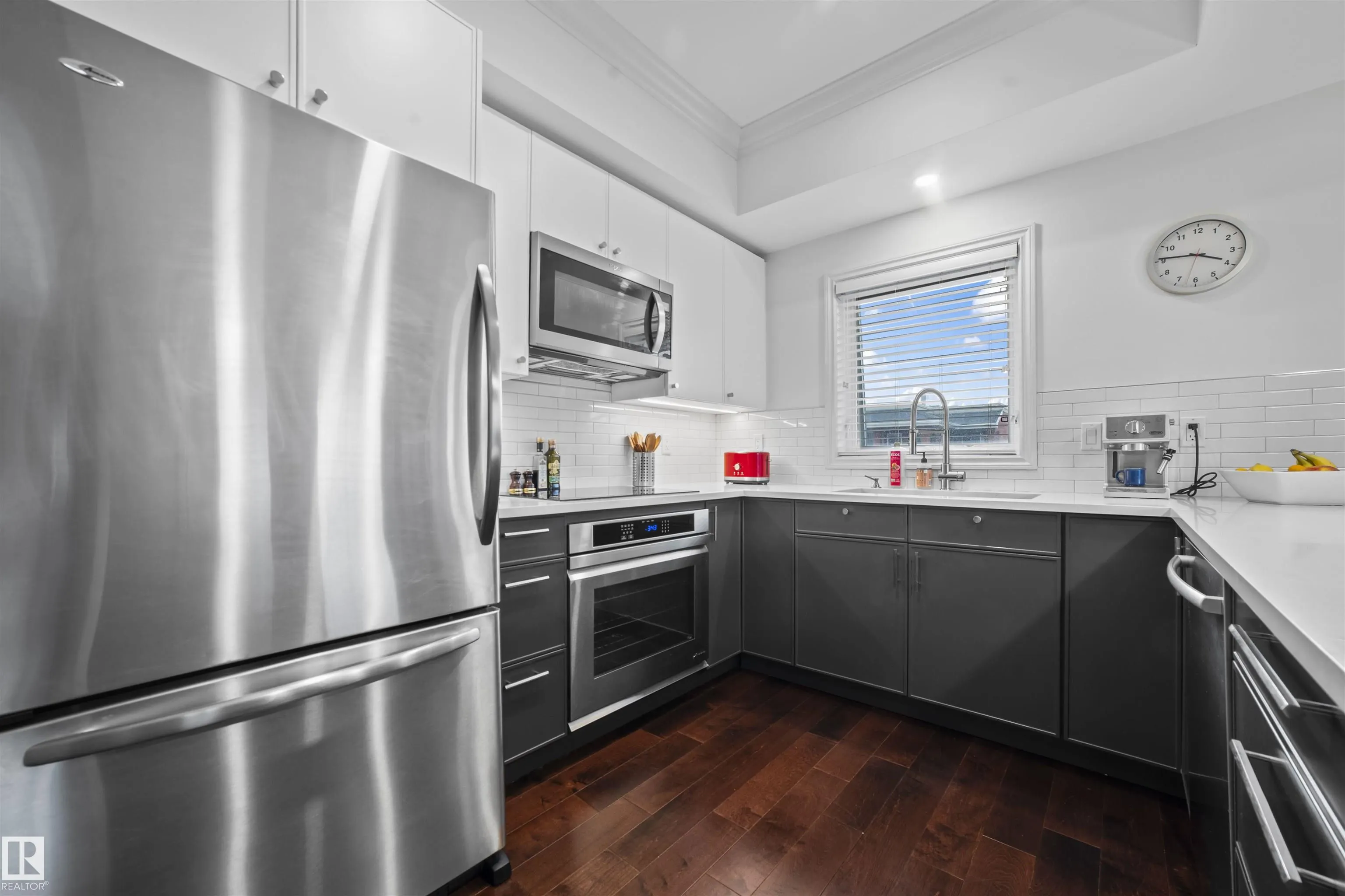 10232 115 St NW