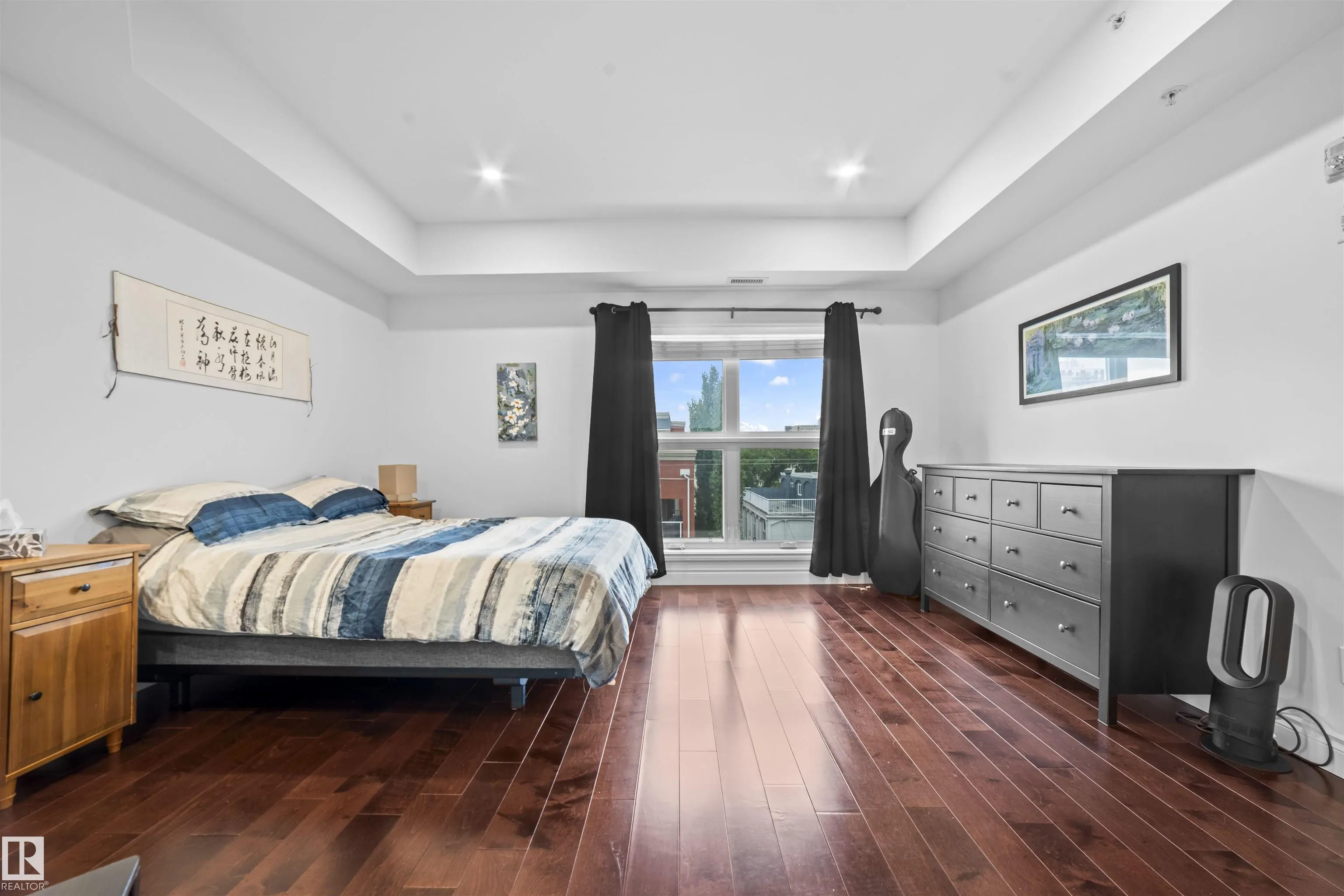 10232 115 St NW