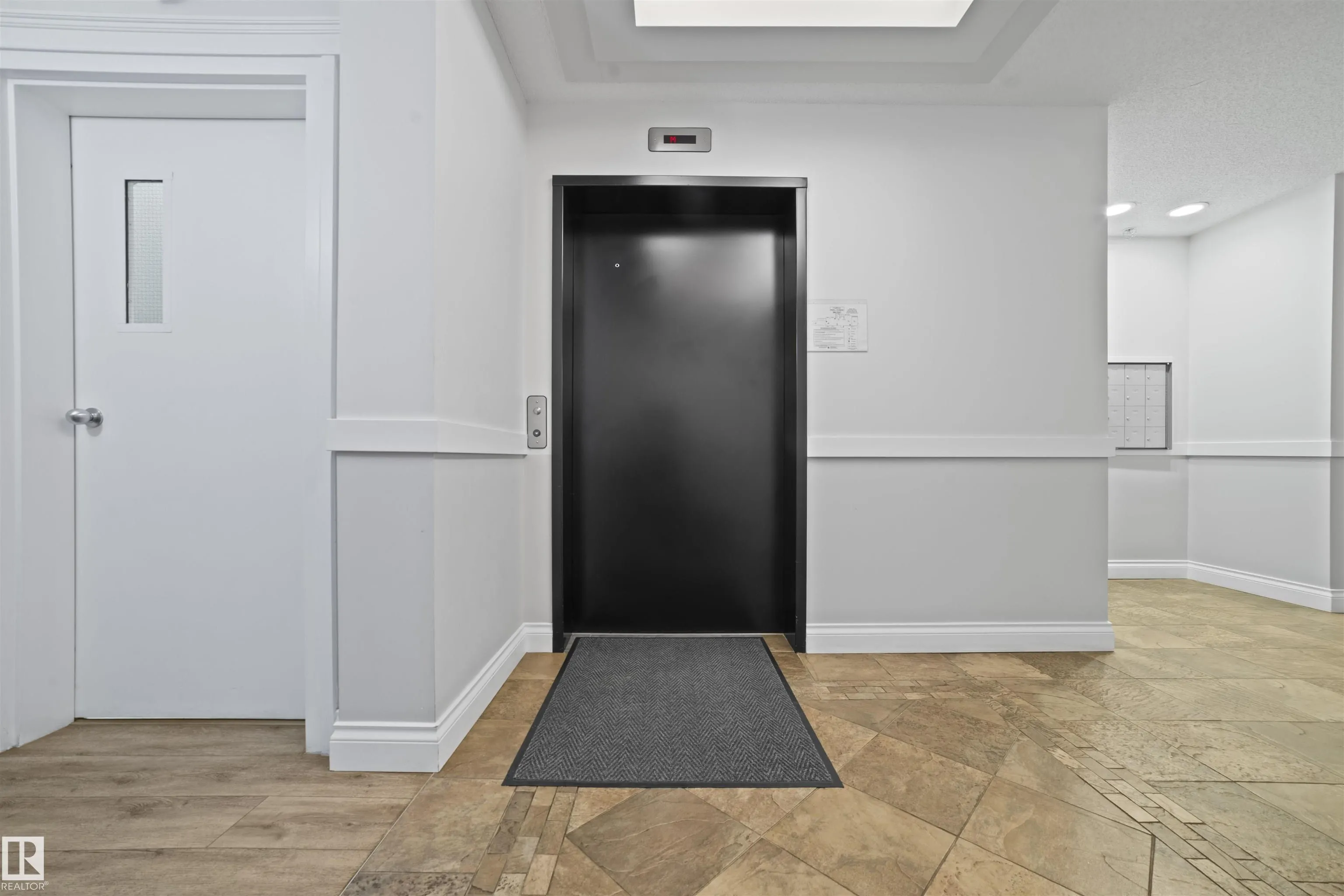 10232 115 St NW