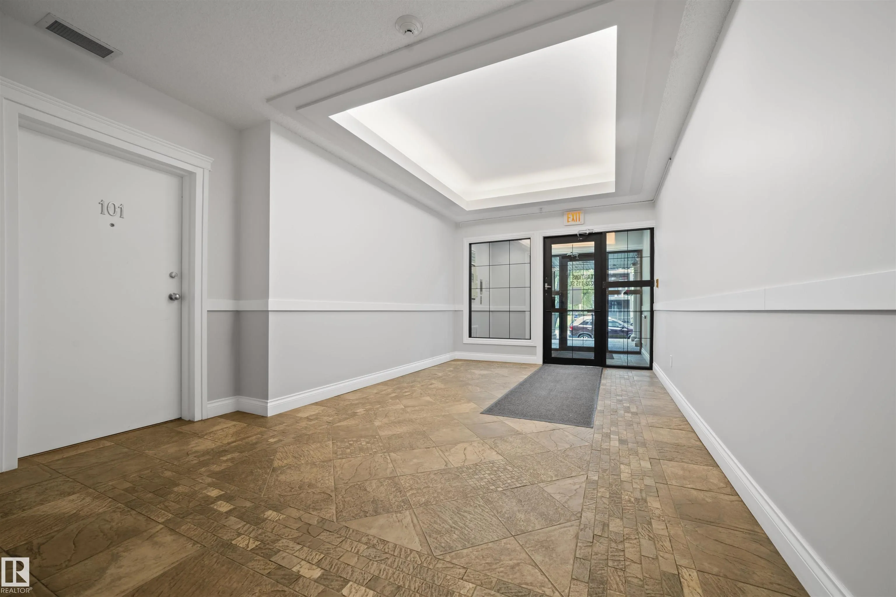 10232 115 St NW