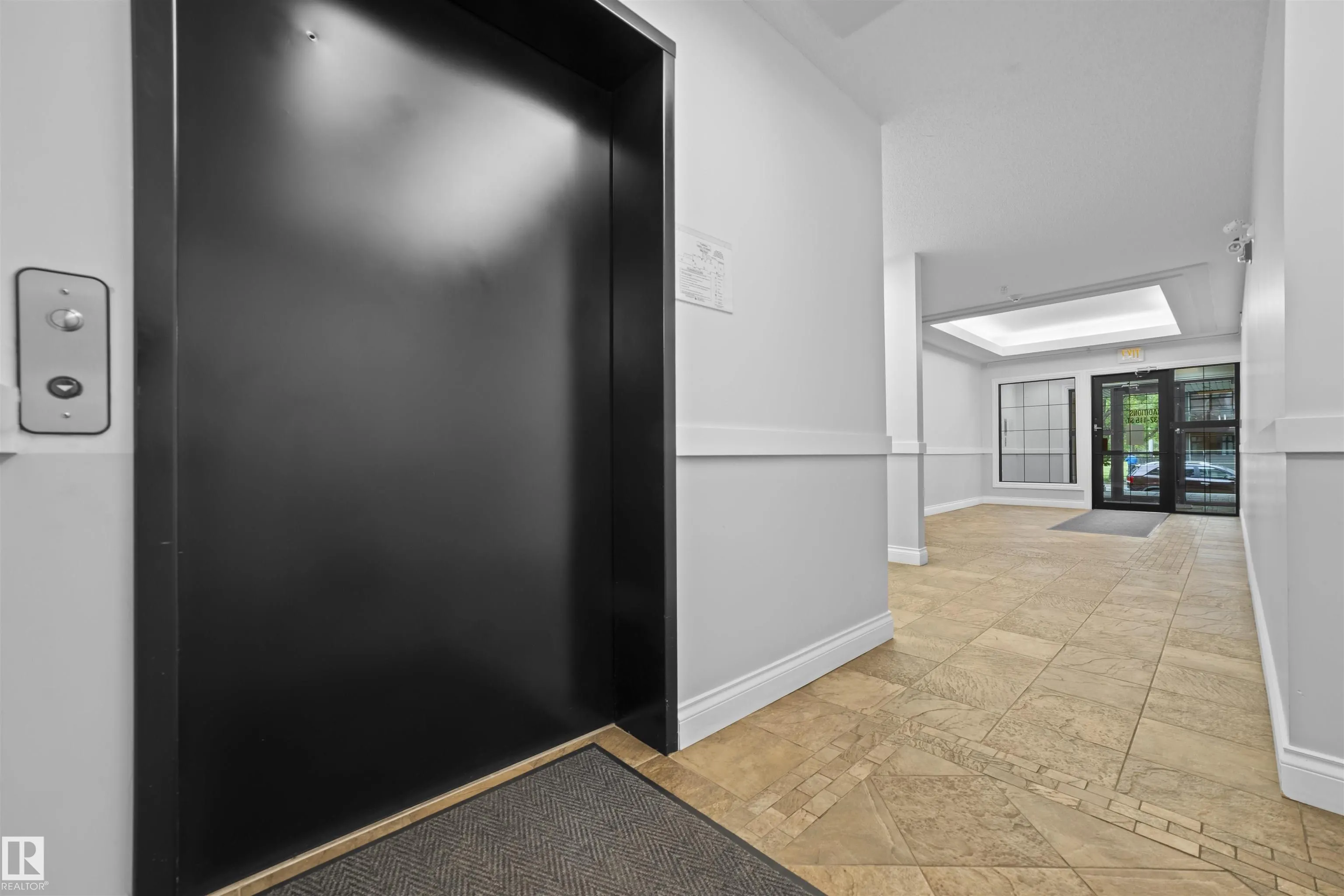 10232 115 St NW