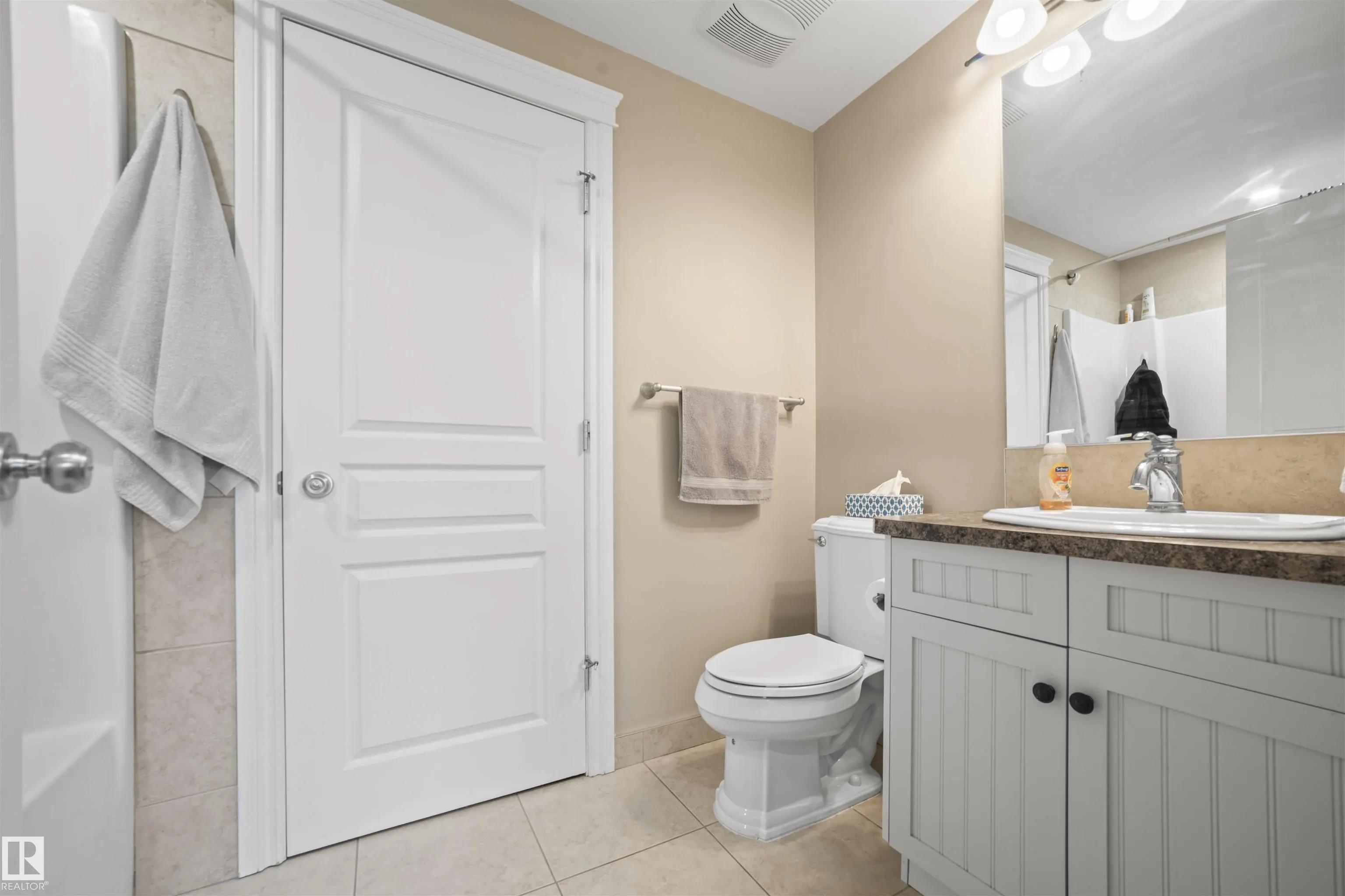 10232 115 St NW