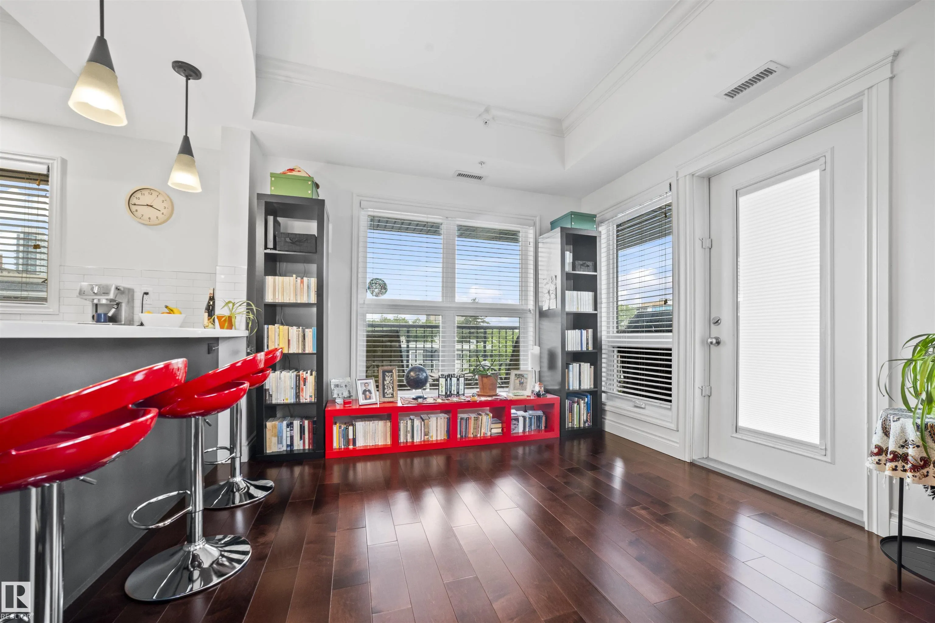 10232 115 St NW