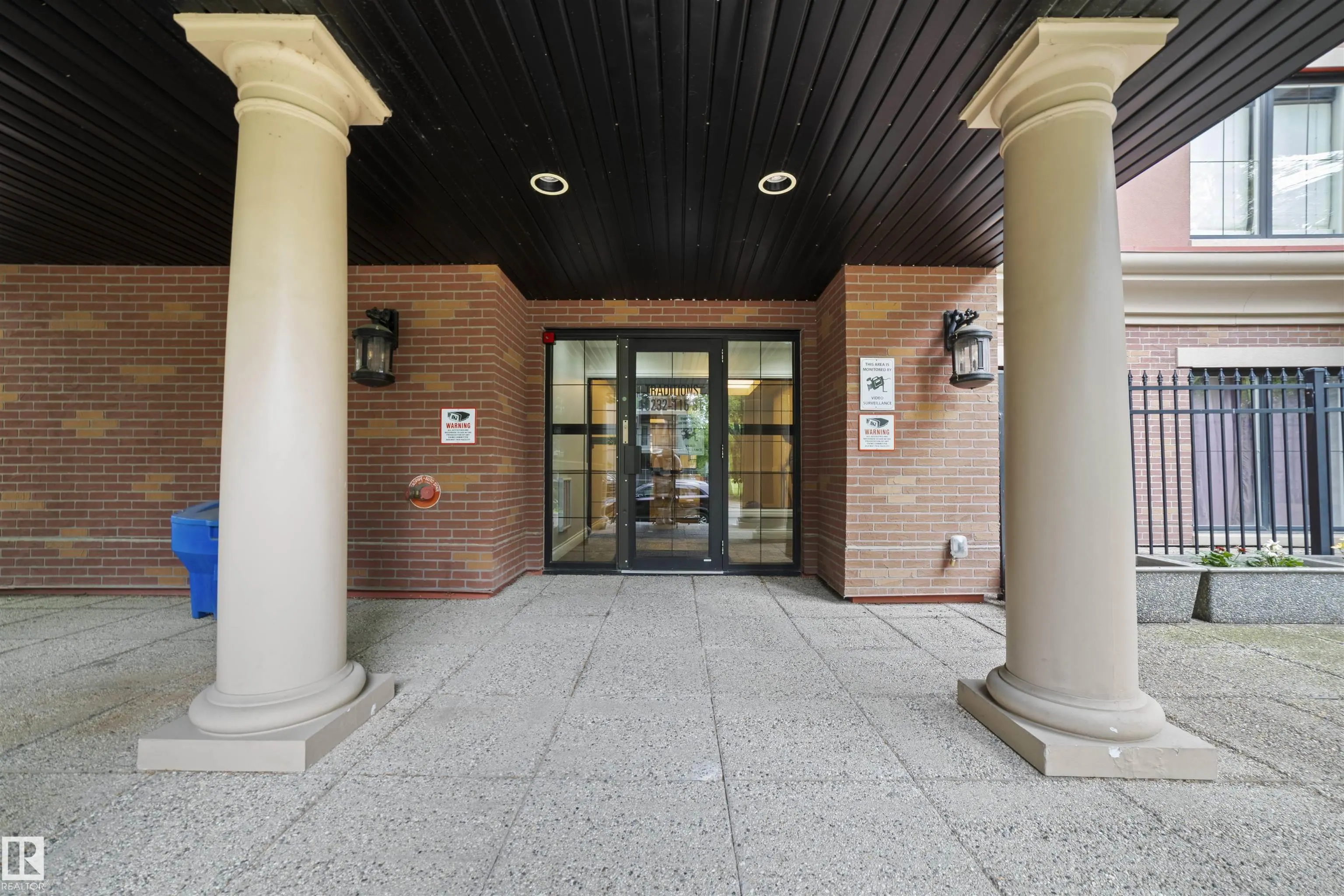 10232 115 St NW