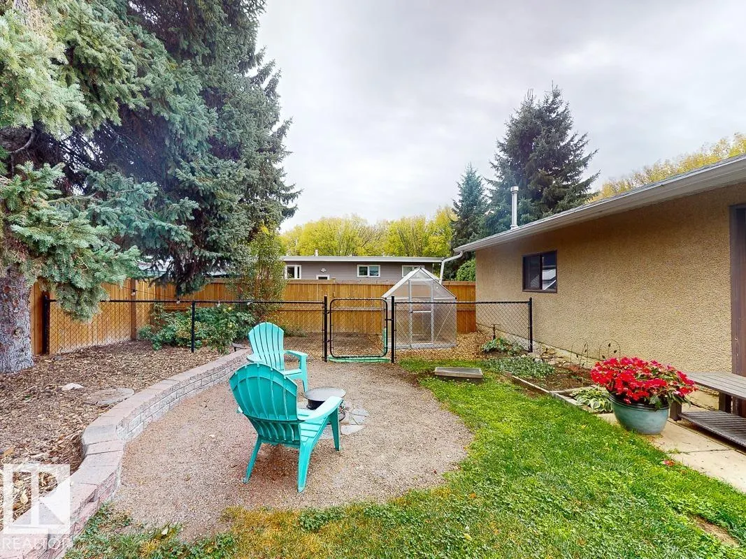 74 Flint Crescent