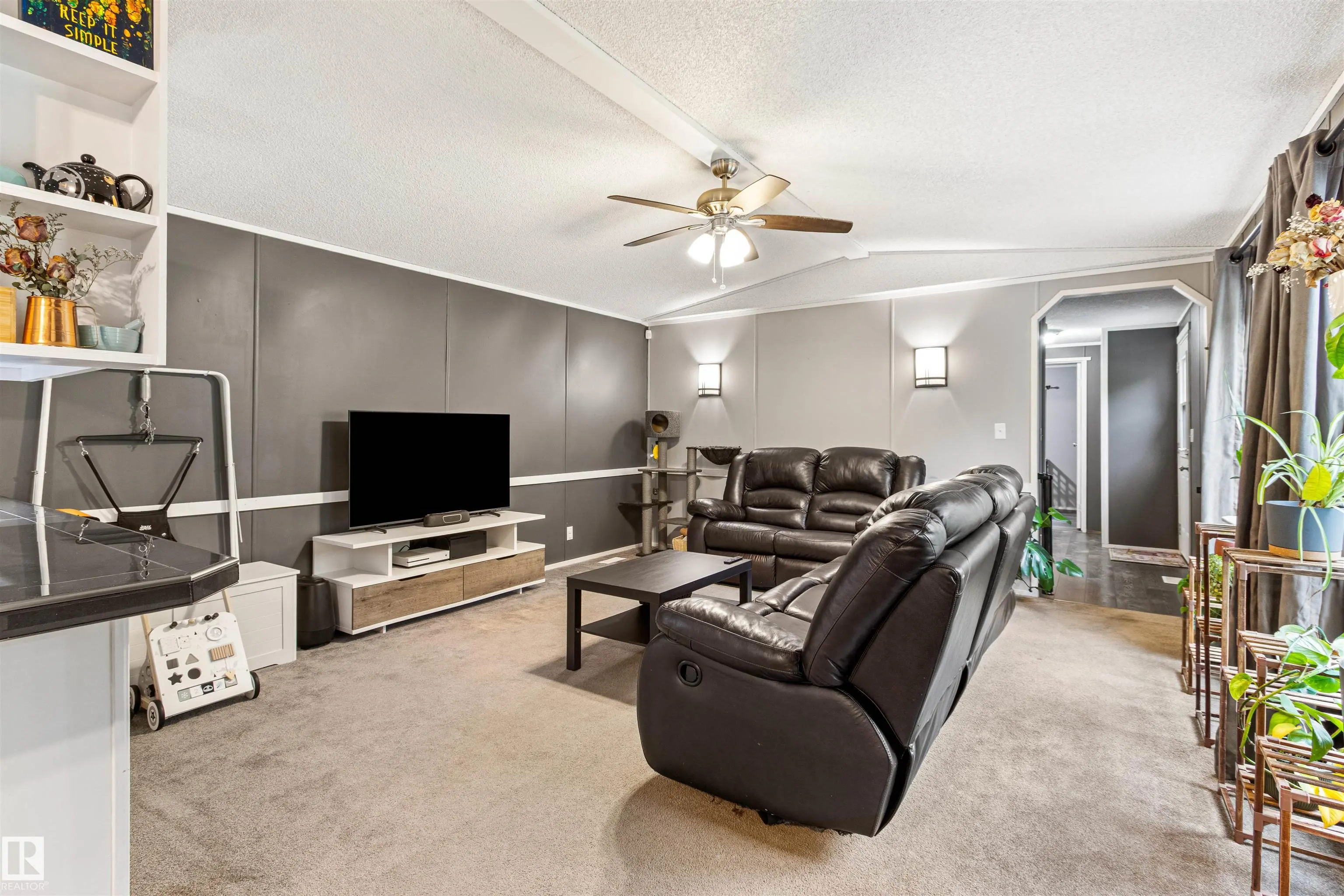 8102 TWP ROAD 494