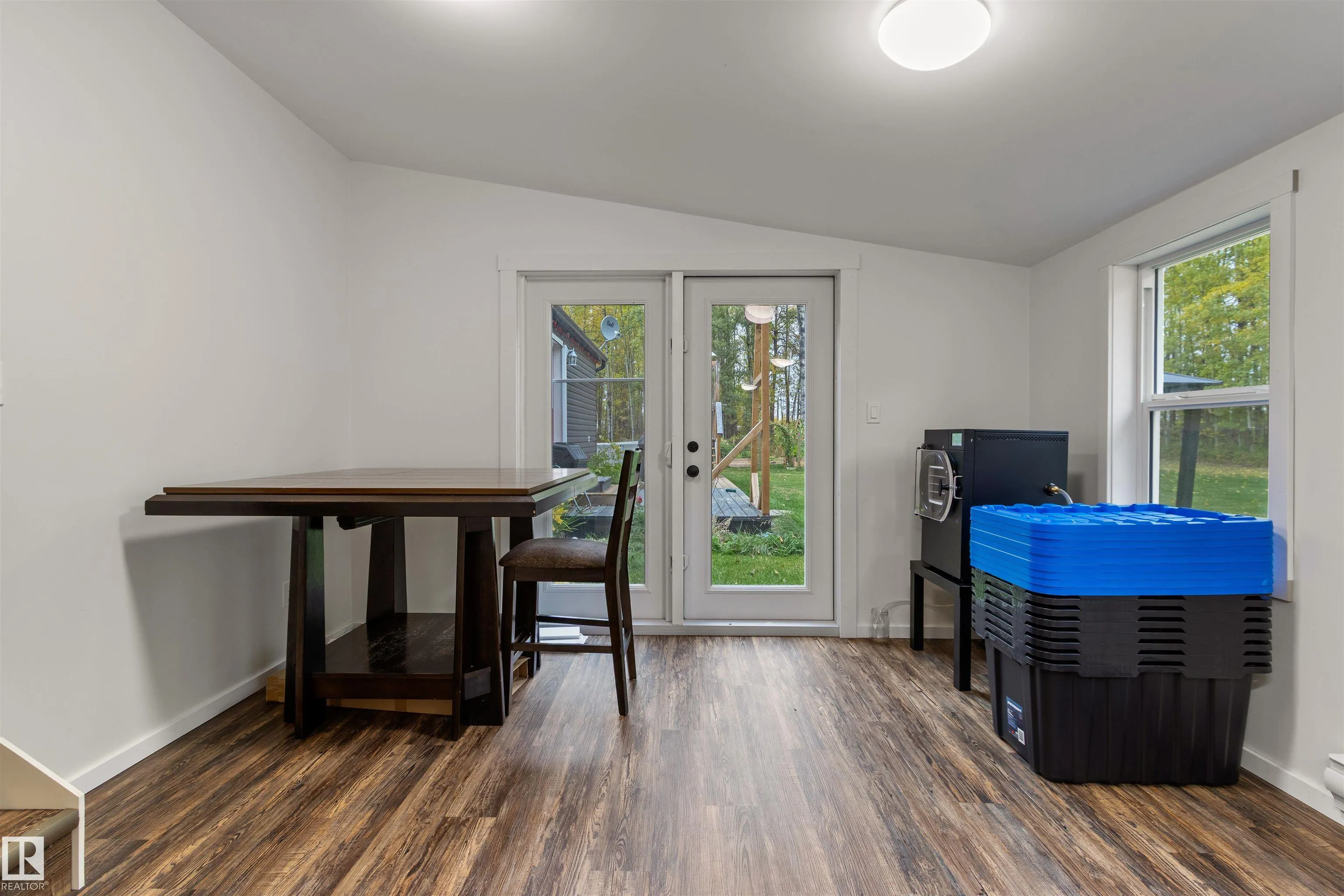 8102 TWP ROAD 494