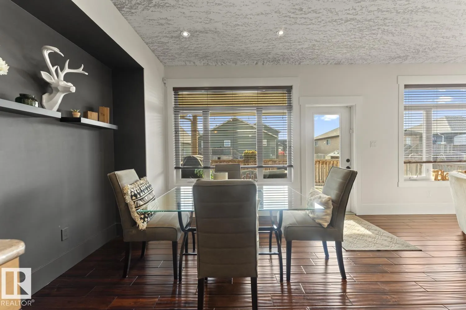 10 Aspen Court