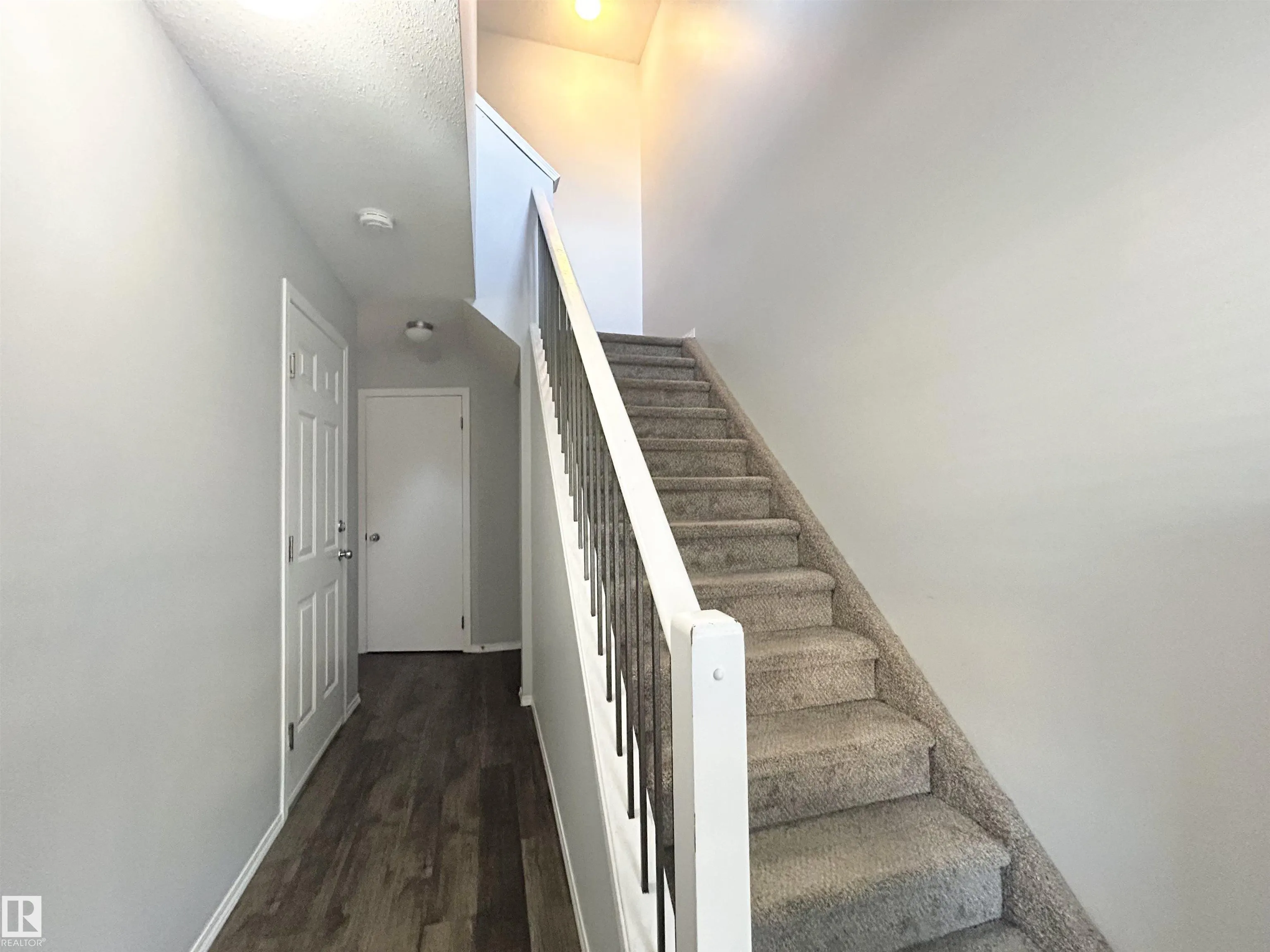 16823 84 Street