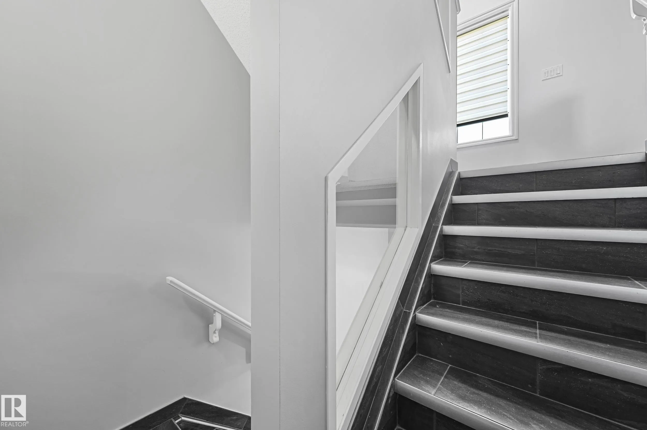 13825 155 AVE