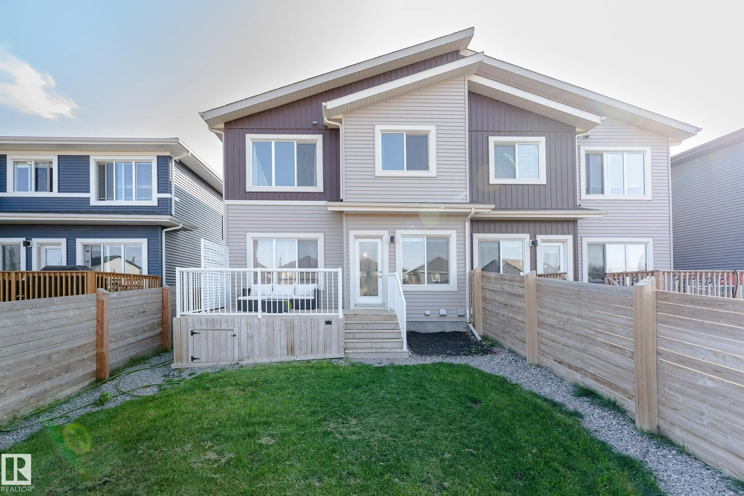 2402 KELLY CIRCLE