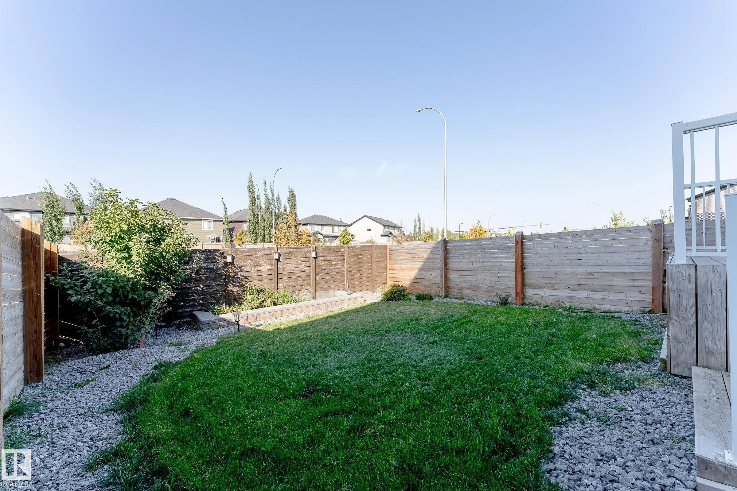 2402 KELLY CIRCLE