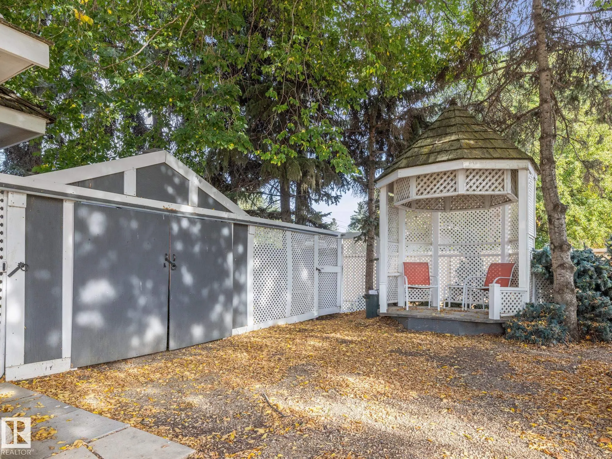 11708 44 Avenue