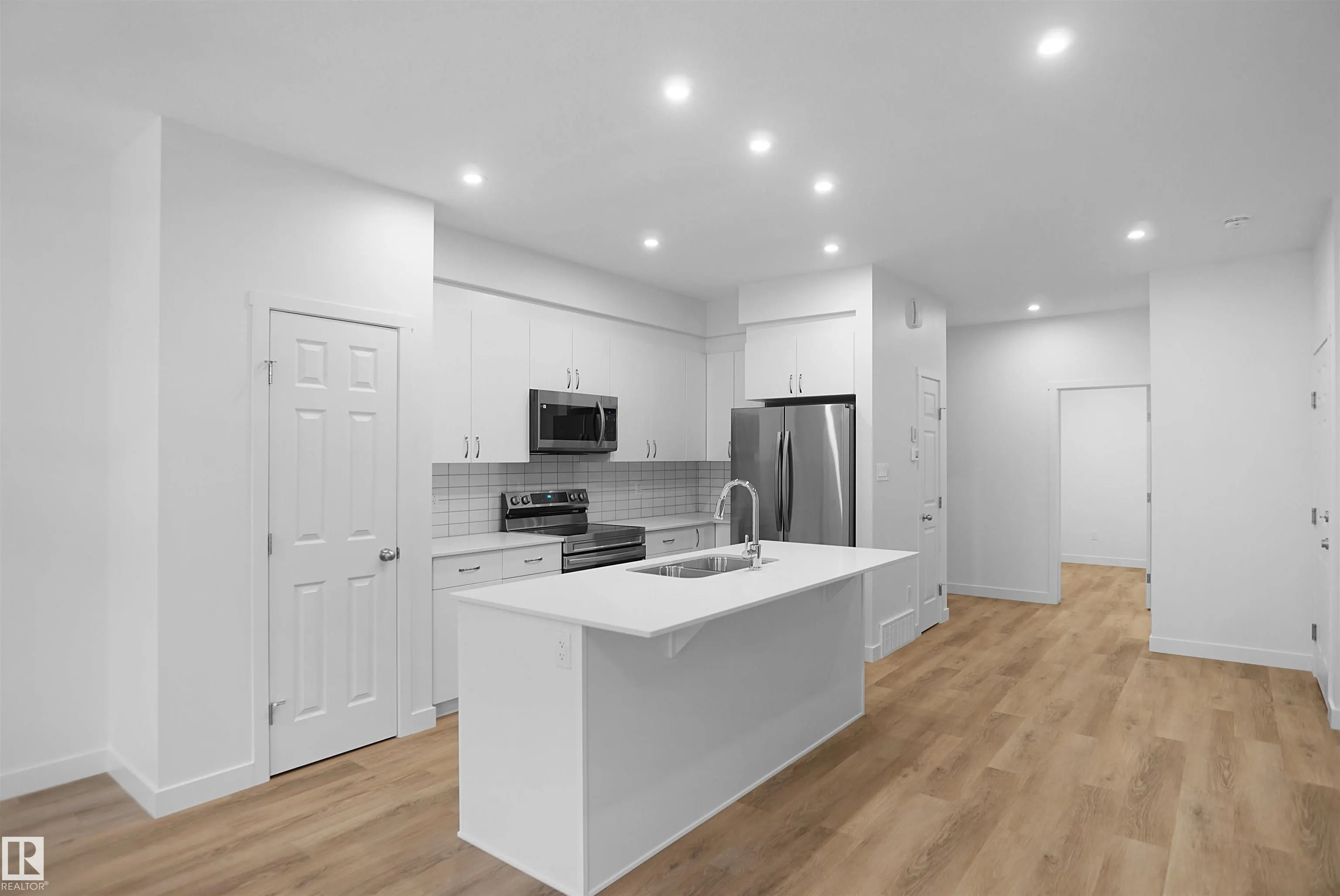 2017 209A Street