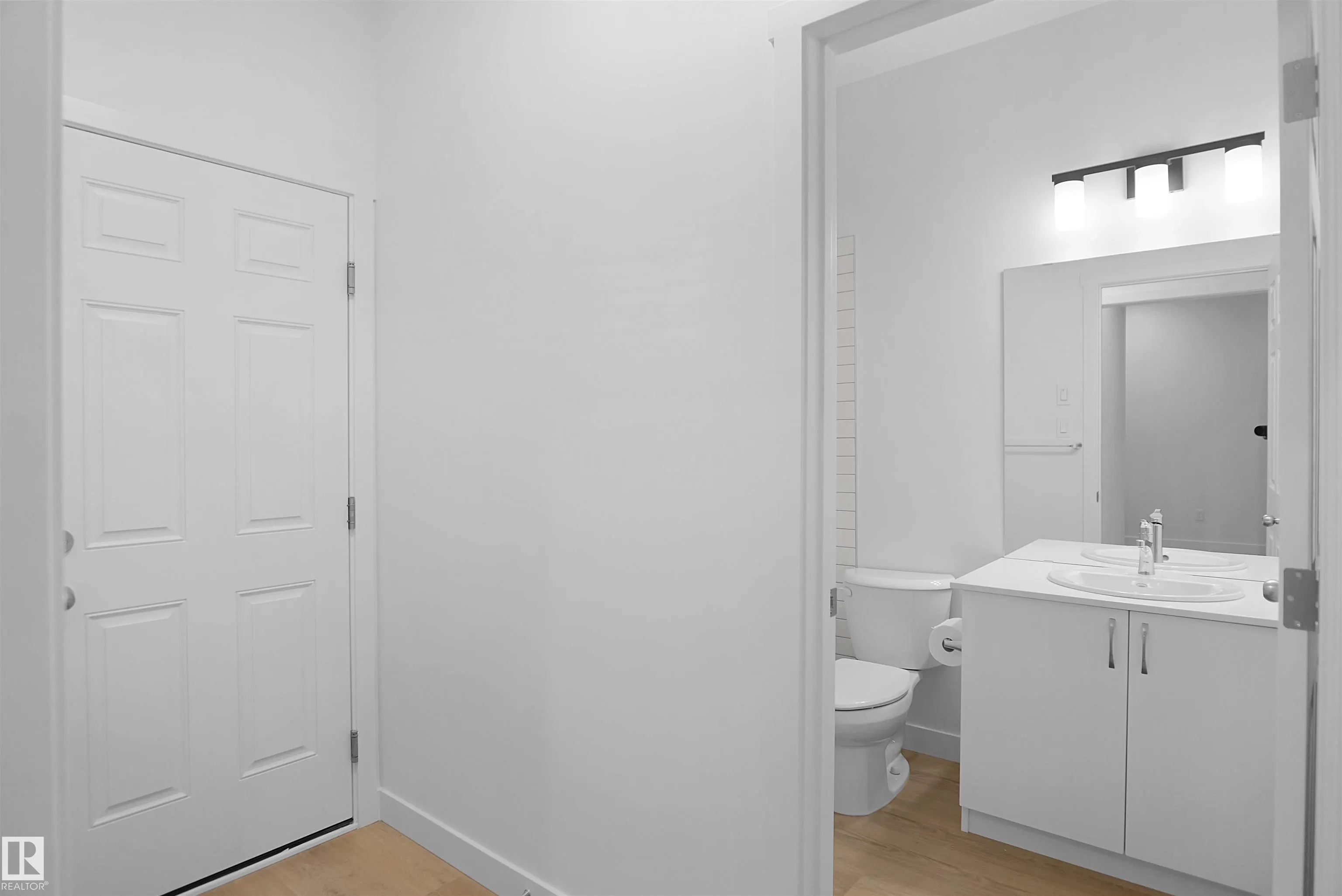 2017 209A Street