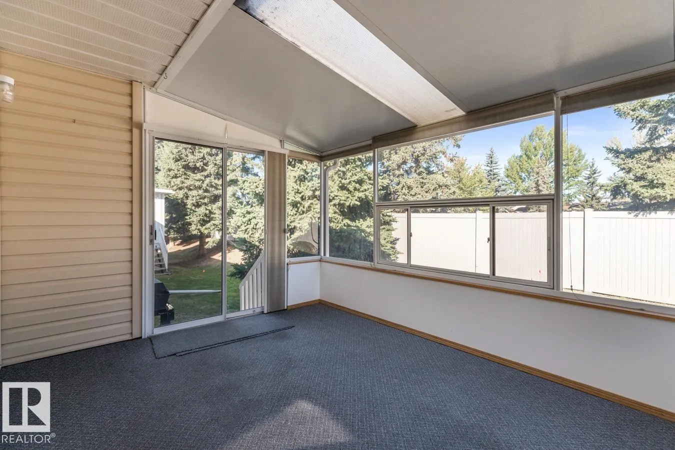 935 YOUVILLE Drive
